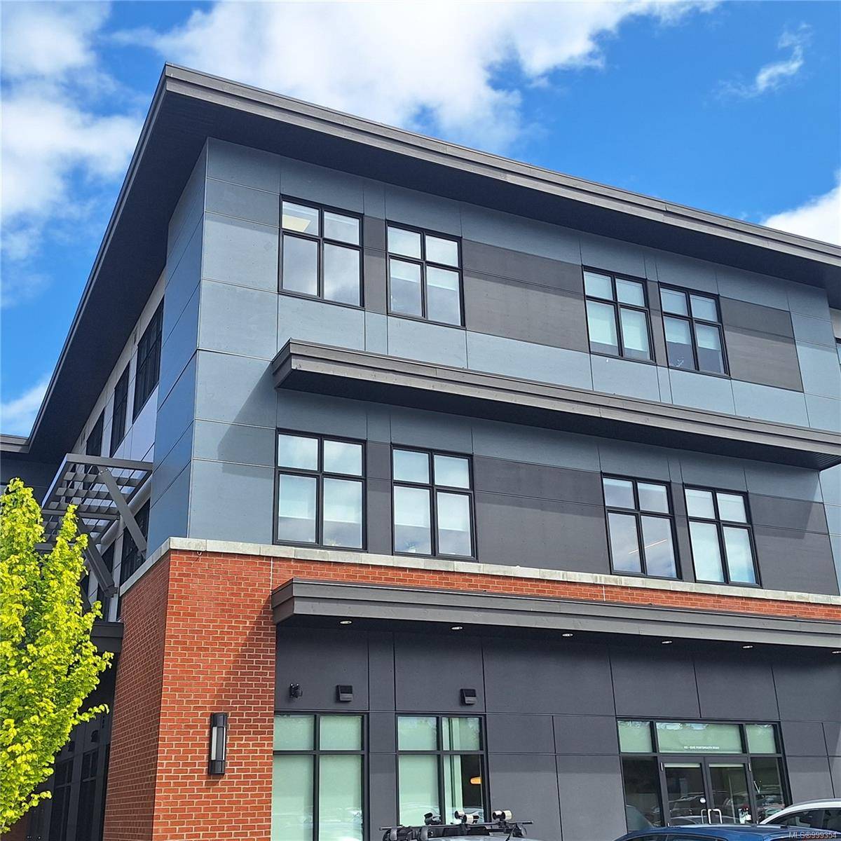 Nanaimo, BC V9V 1A3,6545 Portsmouth Rd #203