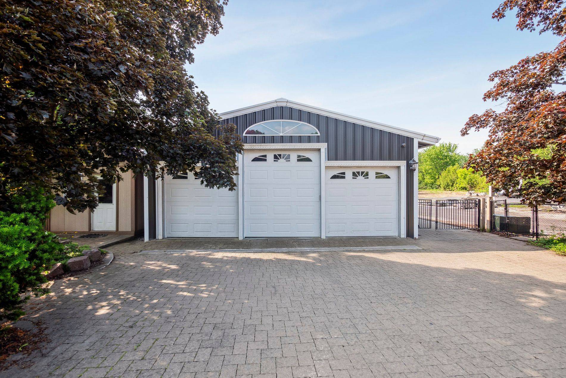 Whitchurch-stouffville, ON L4A 3X5,4285 Stouffville RD