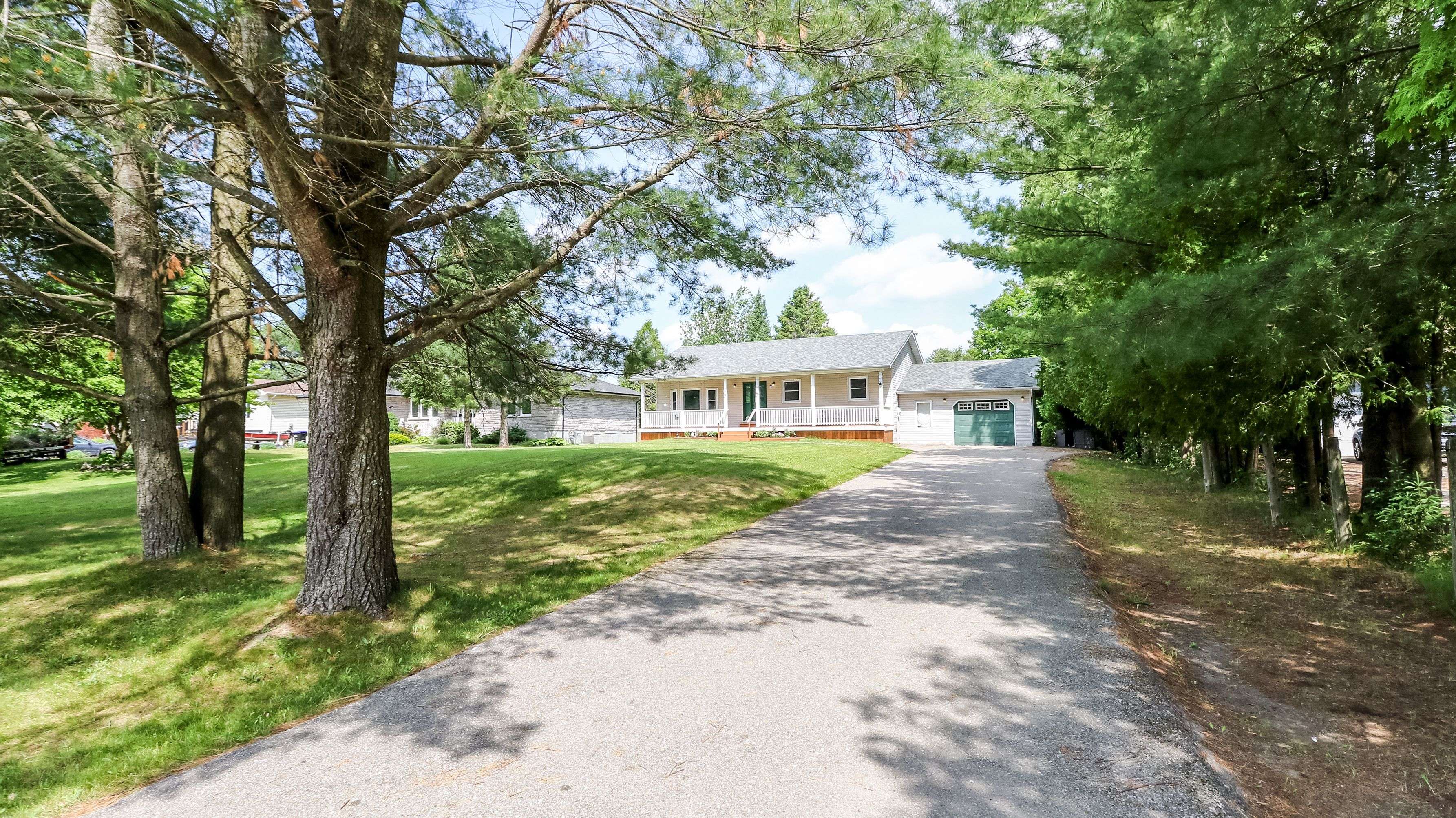 Springwater, ON L0L 1V0,54 Mill ST E