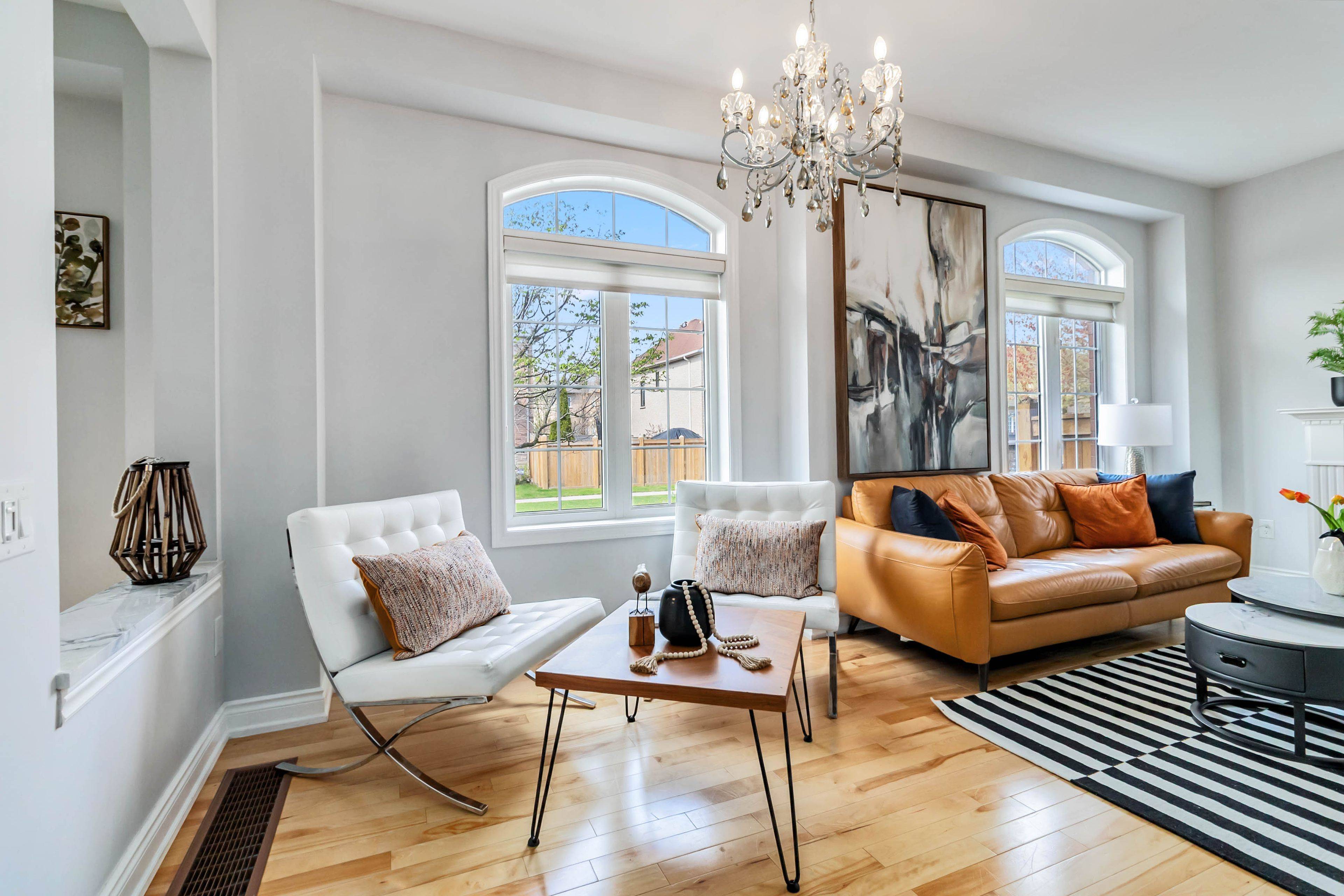 Oakville, ON L6L 6X4,261 Grayling DR