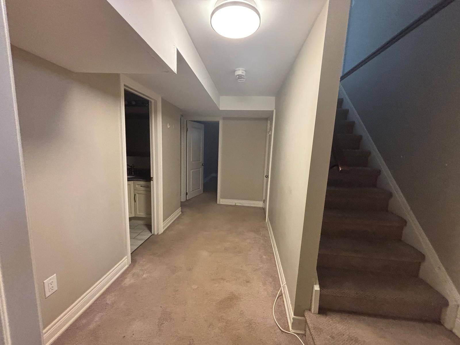 St. Catharines, ON L2P 1L9,8 Keswick ST #Lower Level