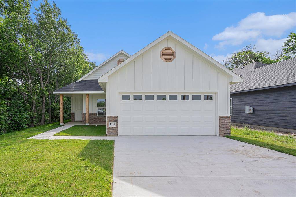 Cleburne, TX 76031,404 1/2 Evans Street