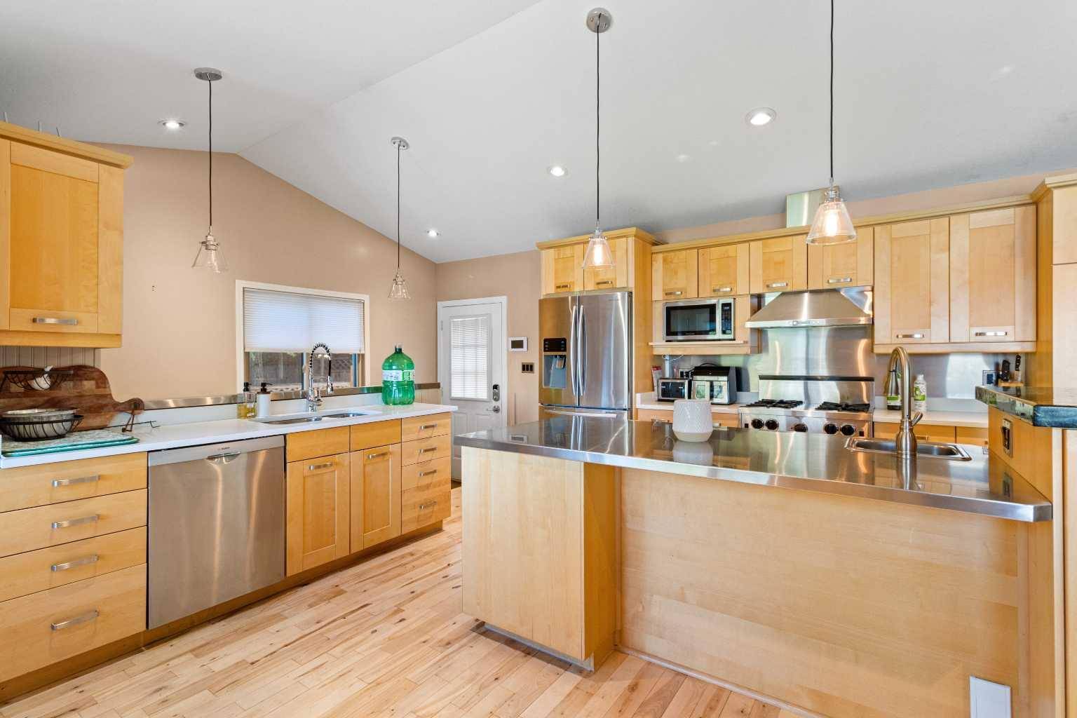 Rural Red Deer County, AB T0M 1R0,36106C Range Road 250 #106