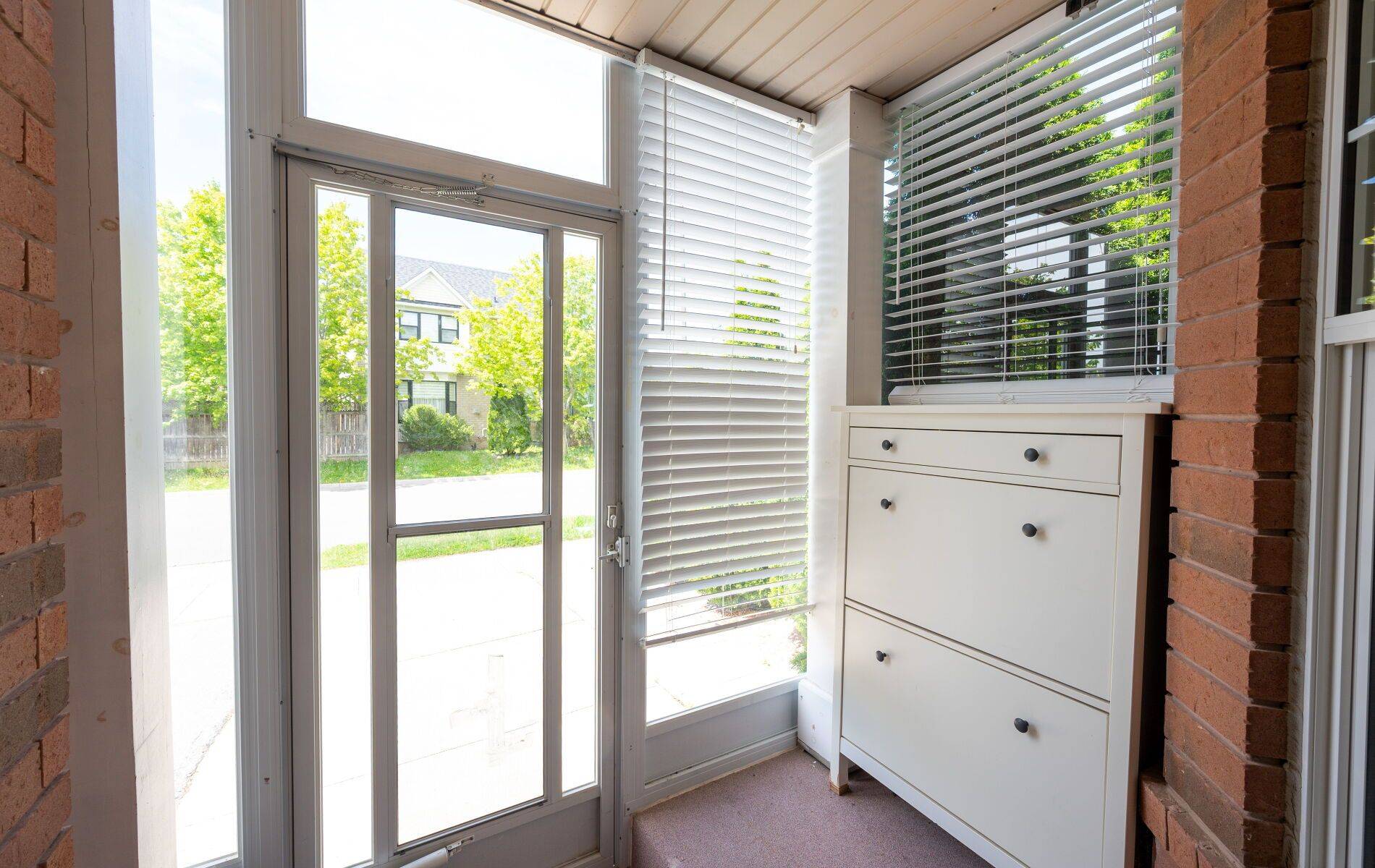 Milton, ON L9T 6G9,634 Hamilton CRES
