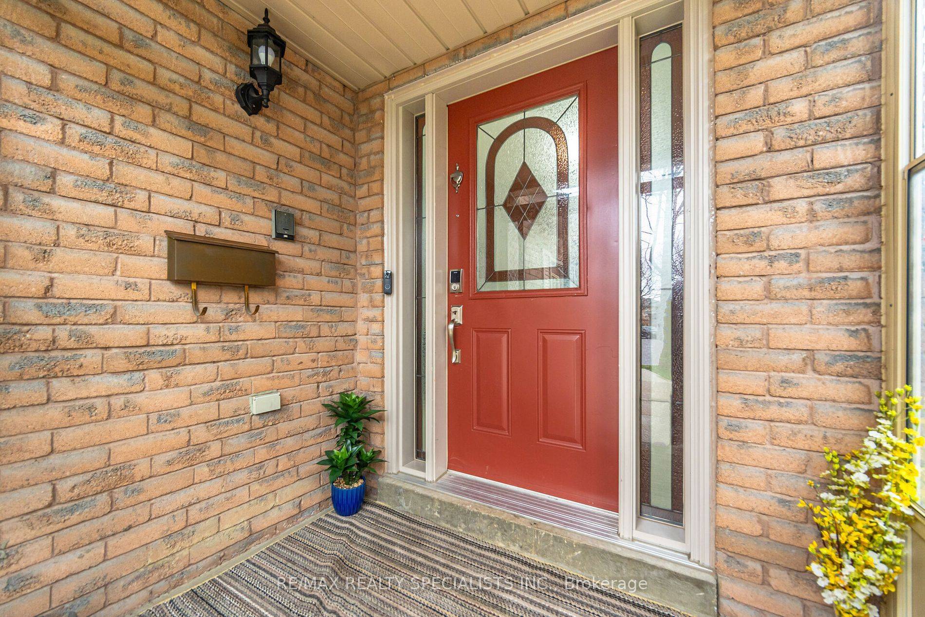 Brampton, ON L6Z 4E9,8 Drayglass CT
