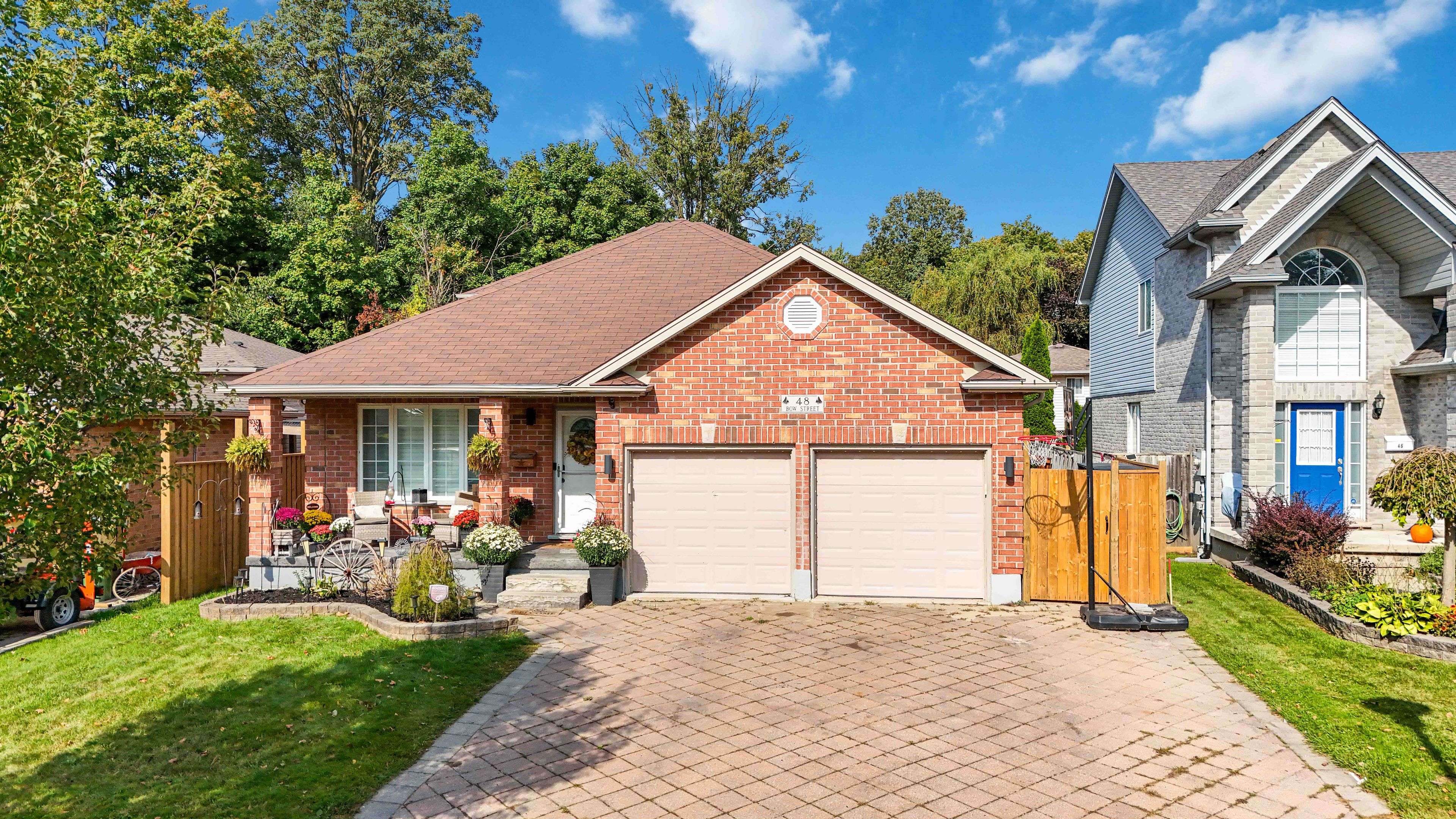 London East, ON N5V 4V3,48 Bow ST