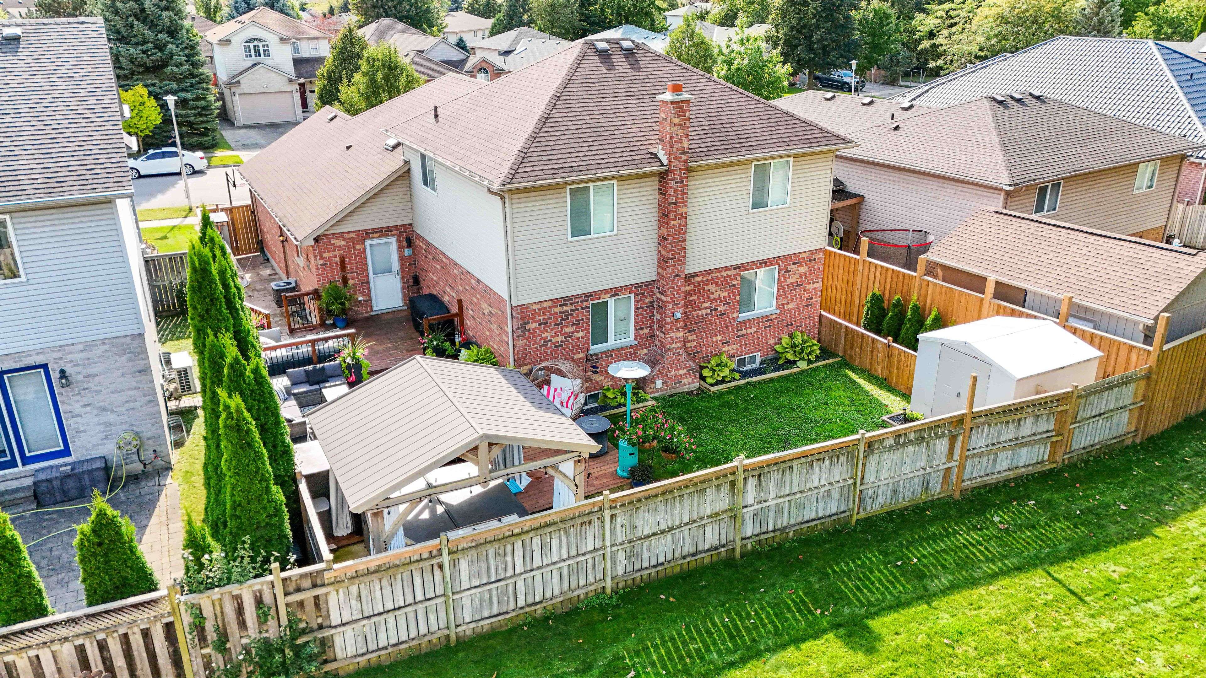 London East, ON N5V 4V3,48 Bow ST