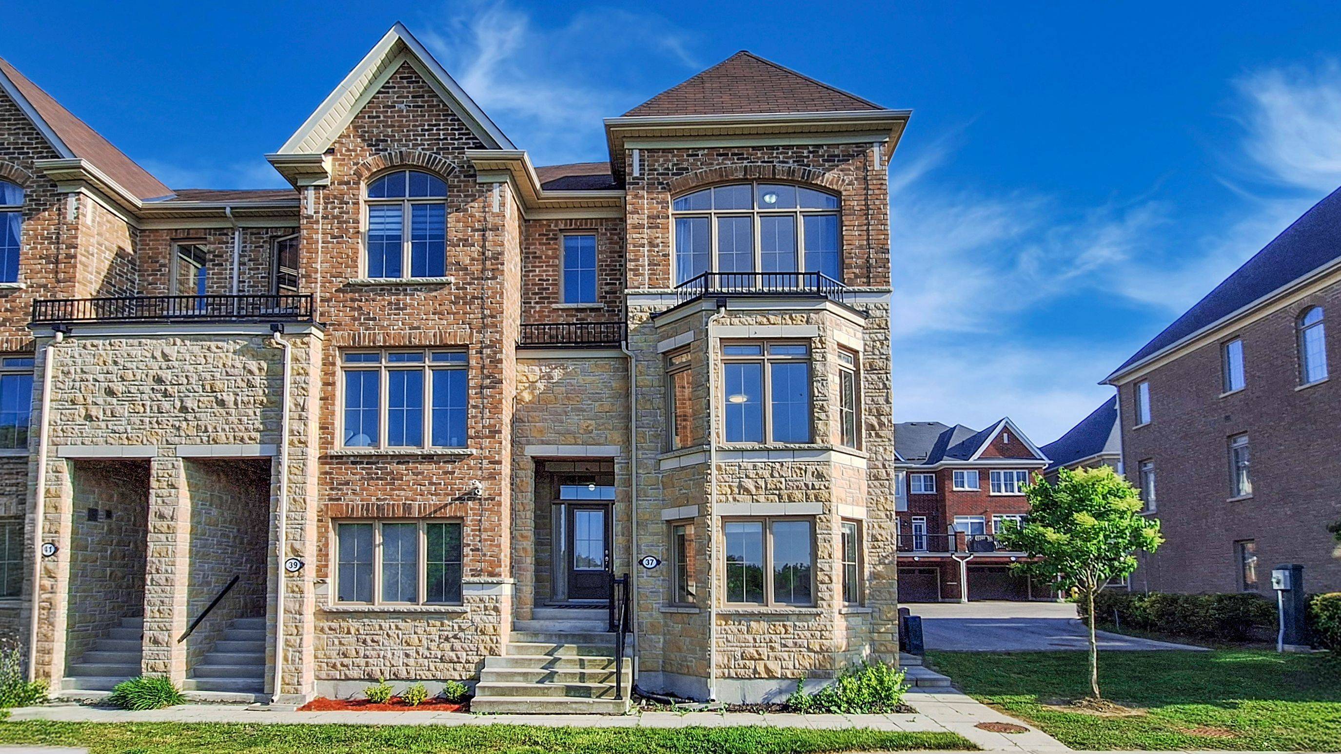 Markham, ON L6E 0S7,37 Rougeview Park CRES