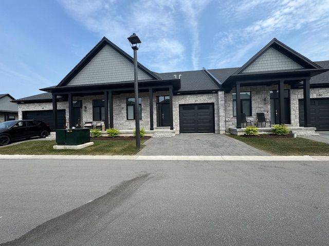 Central Elgin, ON N5L 0B4,63 Compass TRL #49
