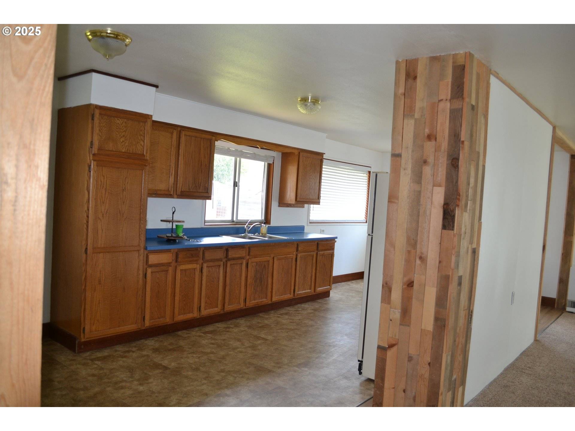 Wallowa, OR 97885,203 S ALDER ST