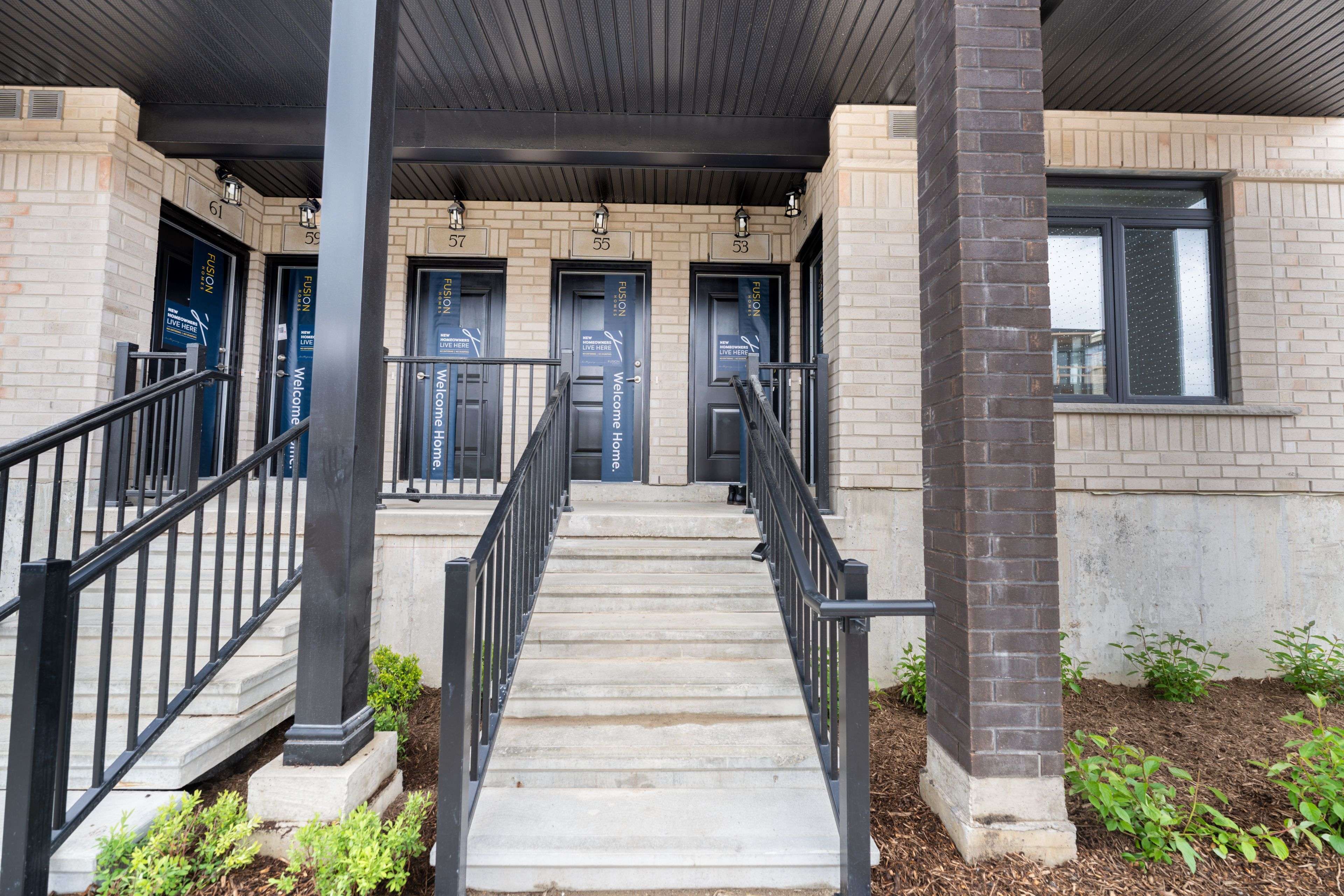 Guelph, ON N1L 1B3,53 Thatcher DR