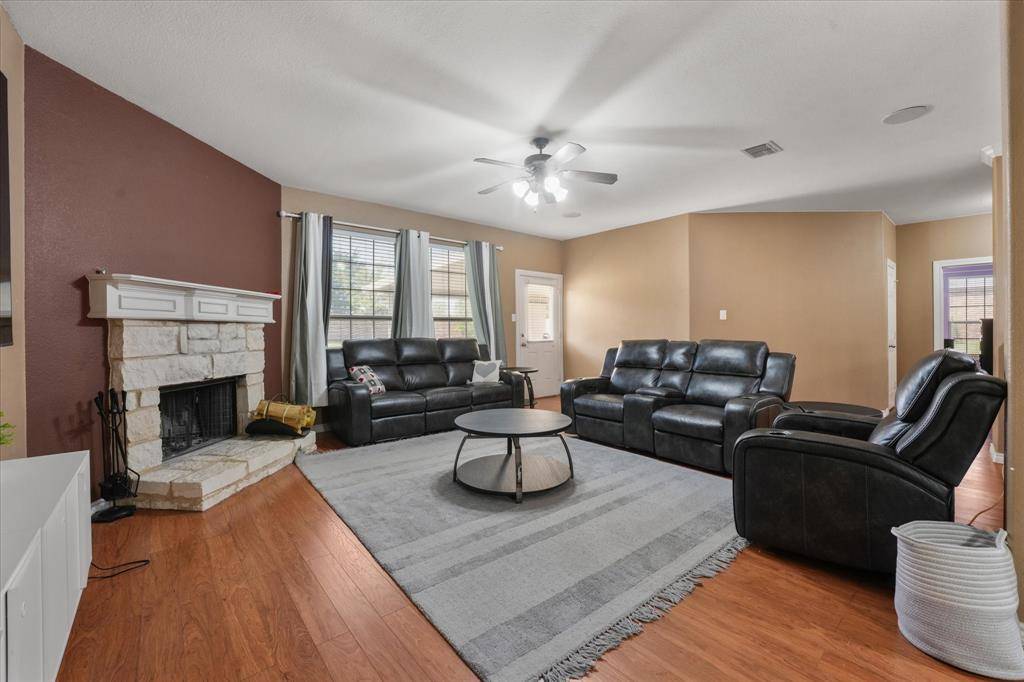 Cedar Hill, TX 75104,1603 Willow Lane