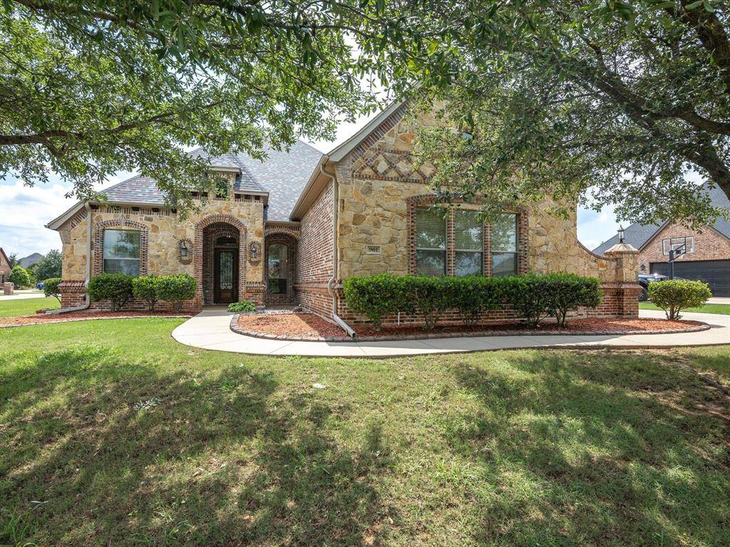 Burleson, TX 76028,901 Egan Way Court