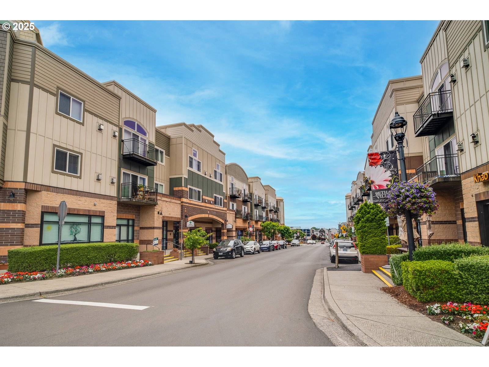 Portland, OR 97229,15325 NW CENTRAL DR #301