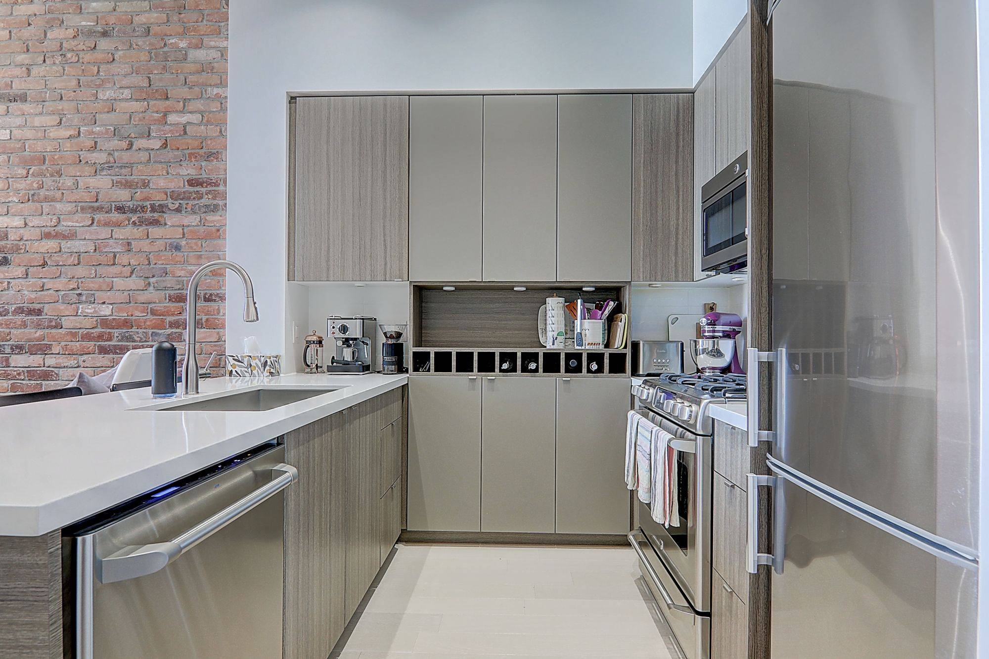 Toronto E01, ON M4M 0A6,88 Colgate AVE #PH714