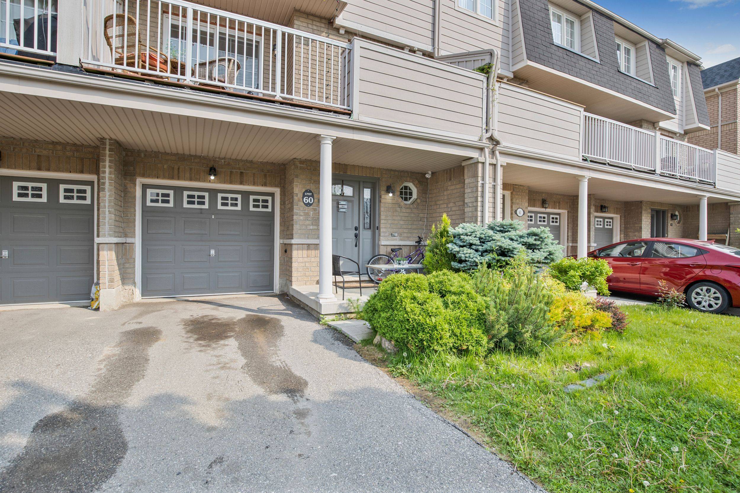 Milton, ON L9T 0M7,620 Ferguson DR #60