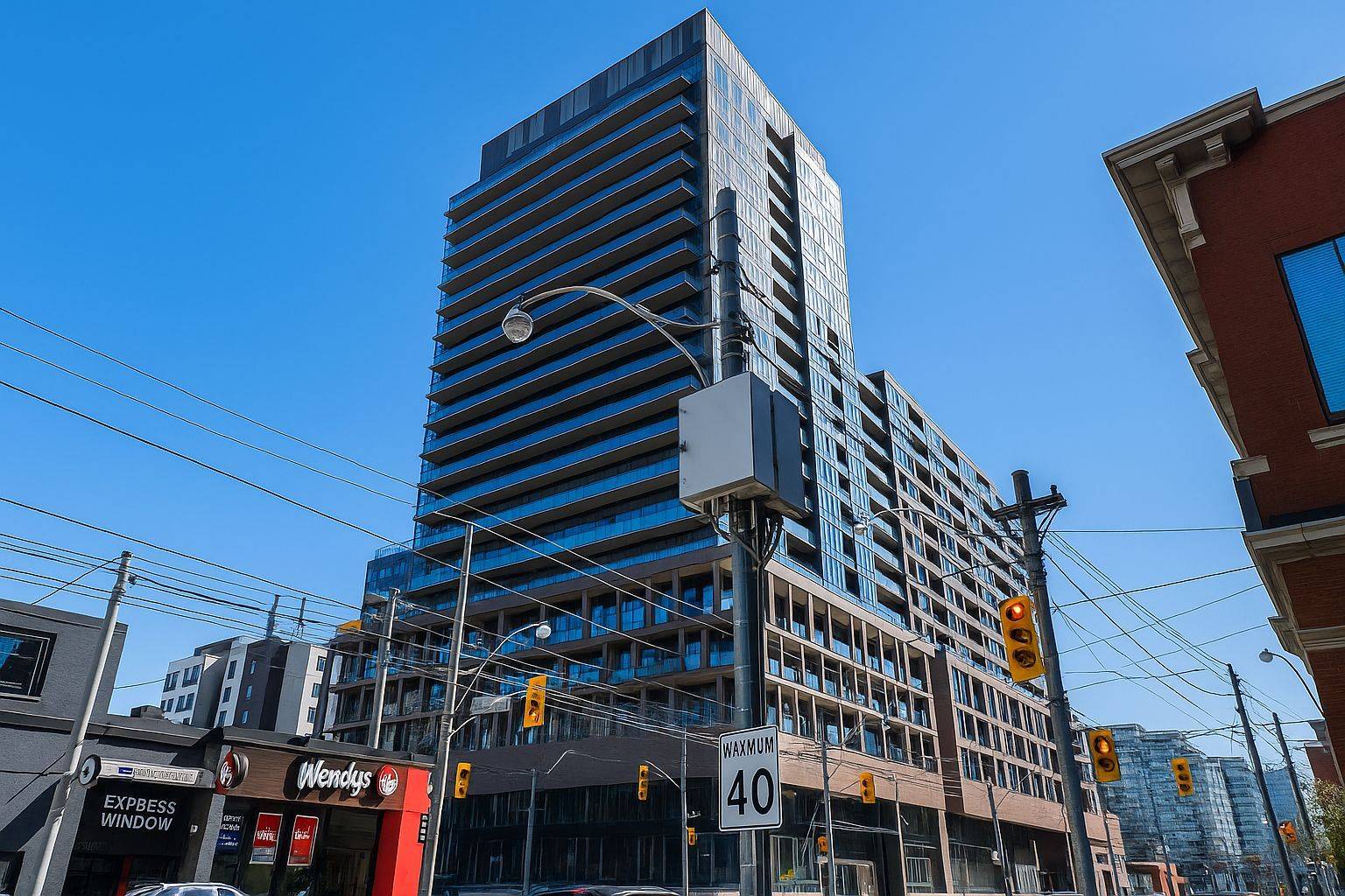Toronto W01, ON M6K 0J2,285 Dufferin ST #1321