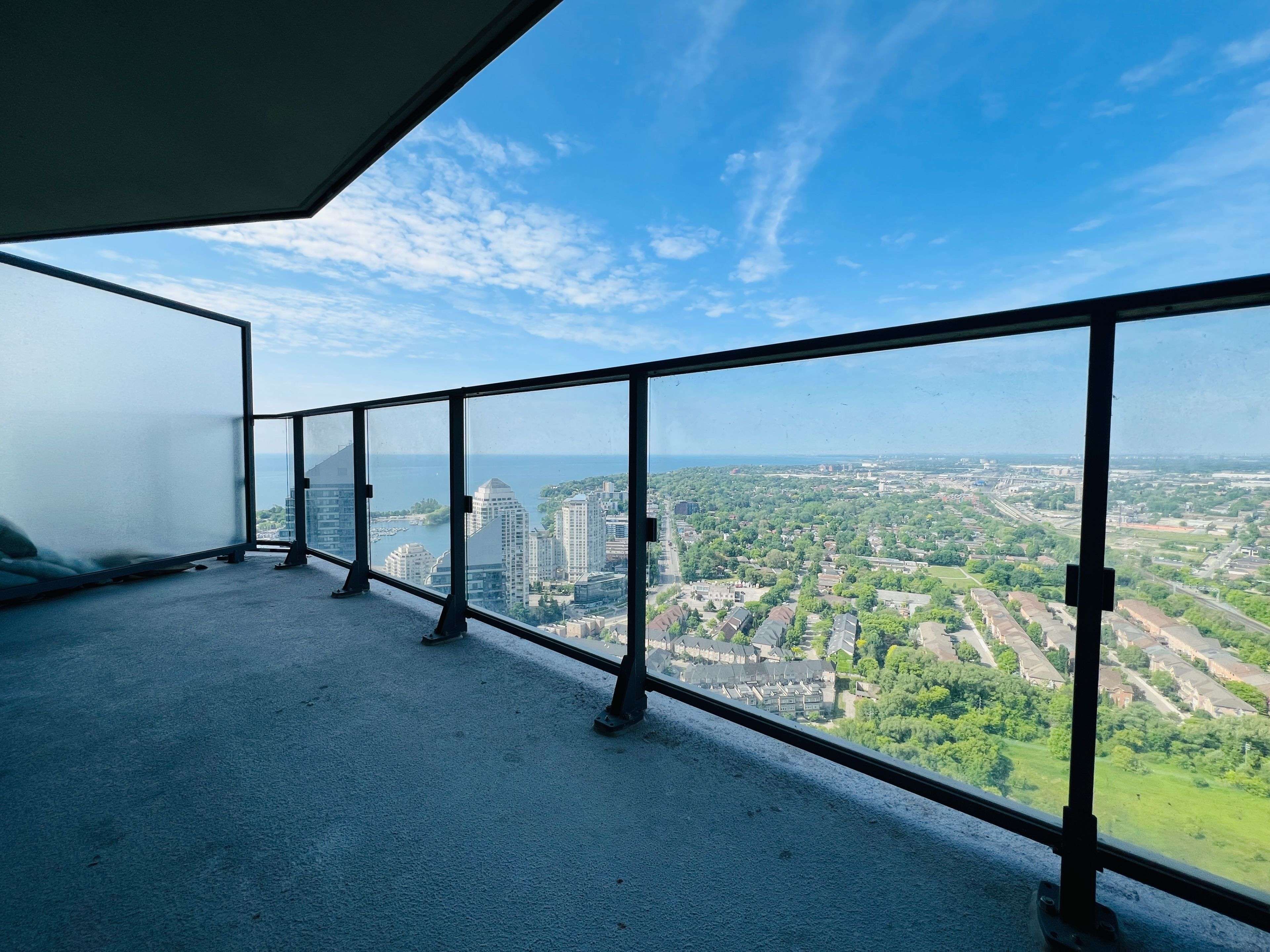 Toronto W06, ON M8V 0H9,10 Park Lawn RD #4204