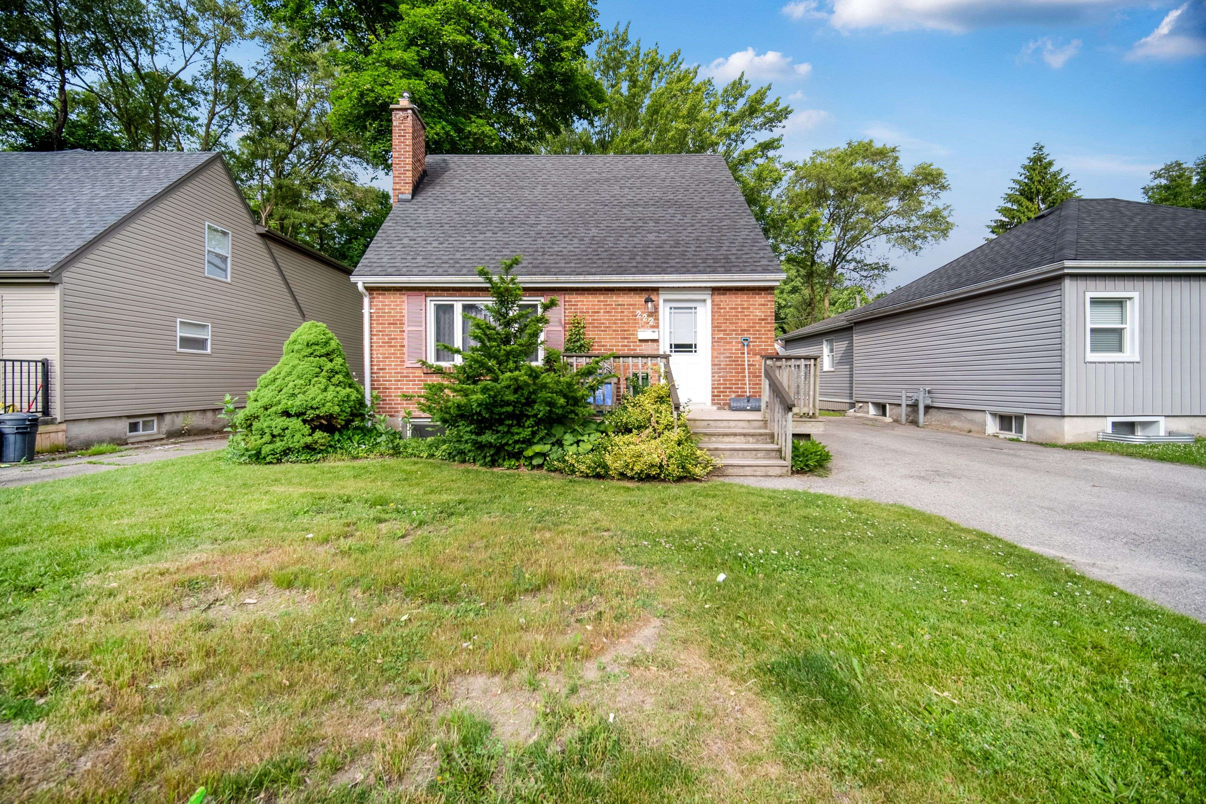 London North, ON N6H 2E3,222 RATHNALLY ST