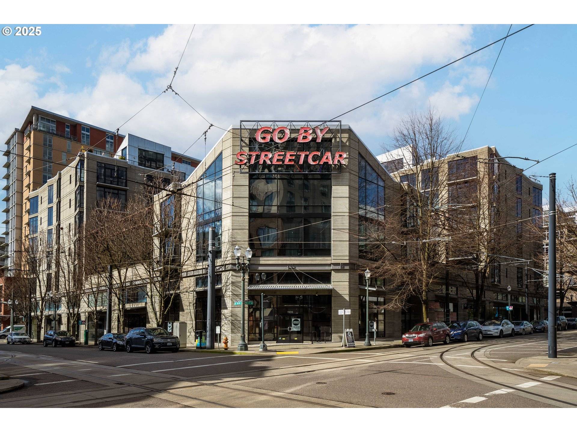 Portland, OR 97209,1030 NW 12TH AVE #431