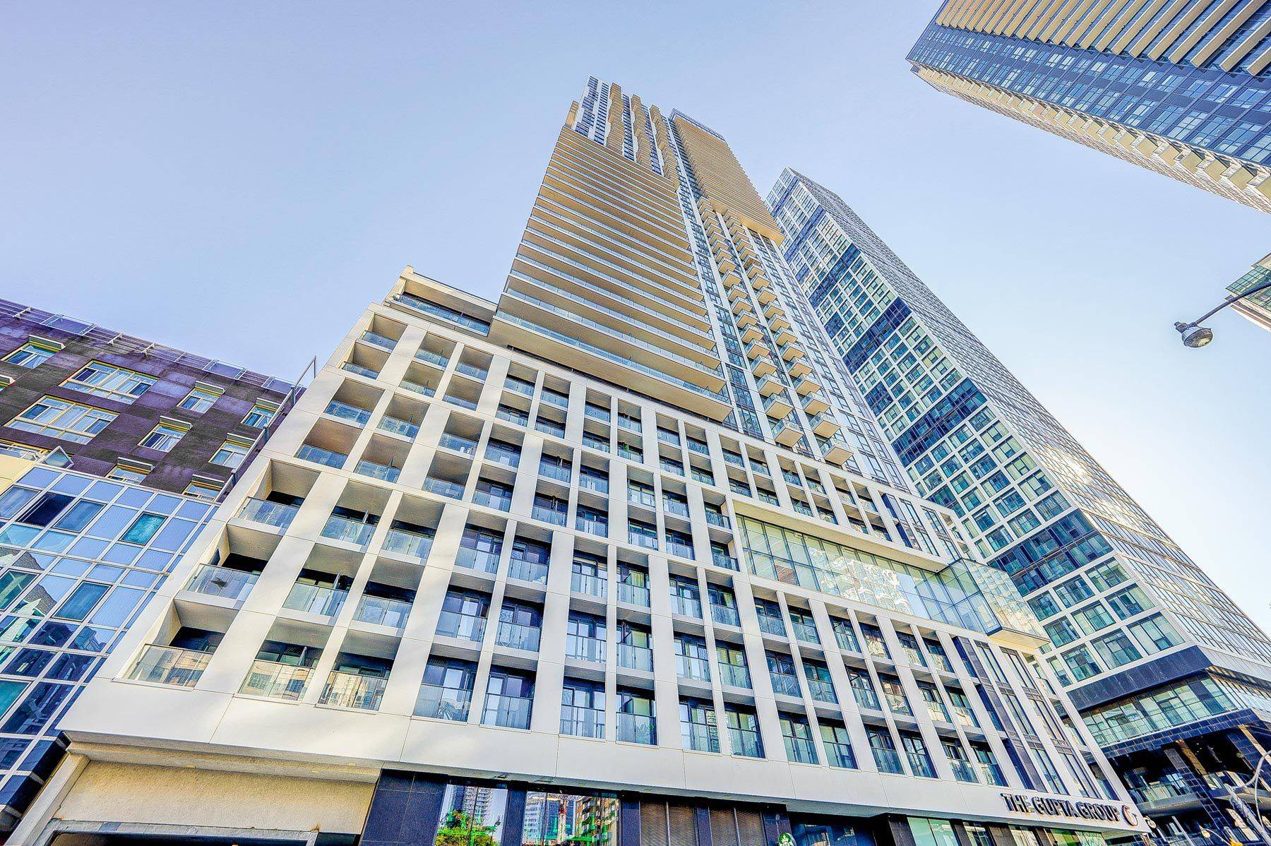 Toronto C08, ON M5B 0C3,251 Jarvis ST #4208