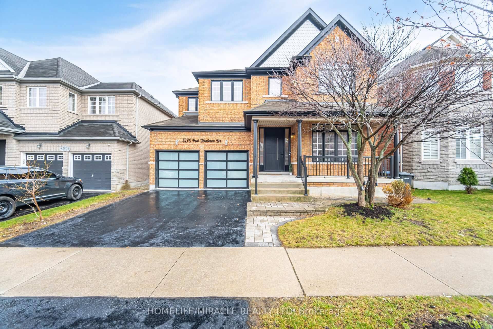 Mississauga, ON L5M 0H3,3278 Paul Henderson DR