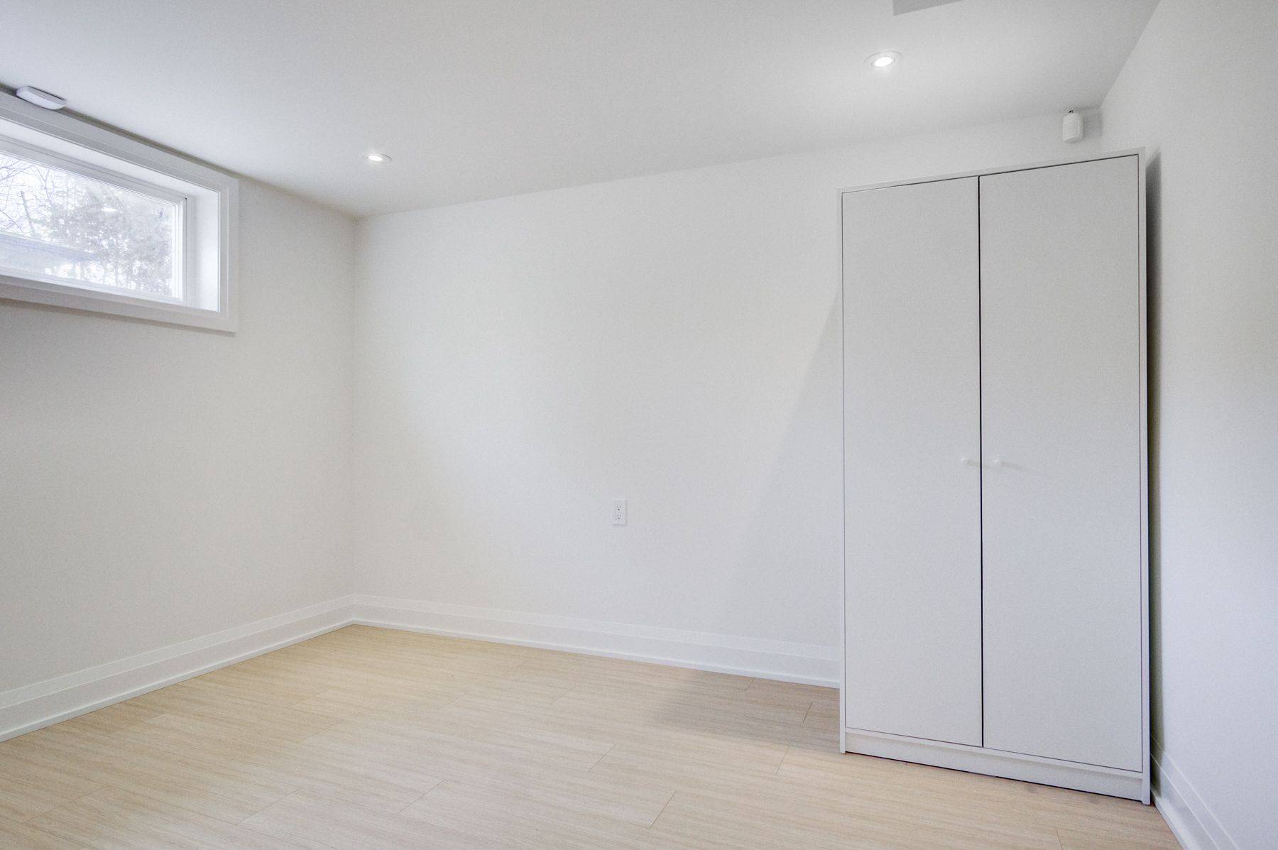 Toronto W06, ON M8W 3Y7,41 Gort AVE #Bsmt