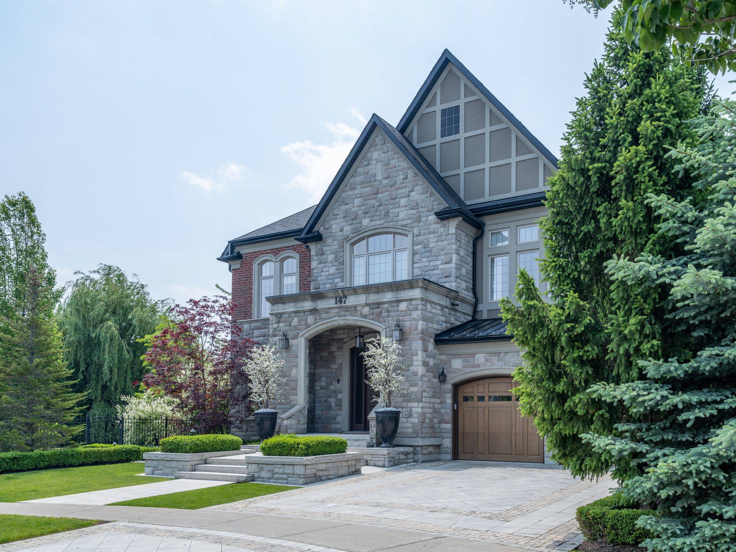 Vaughan, ON L6A 0L1,147 Cooks Mill CRES