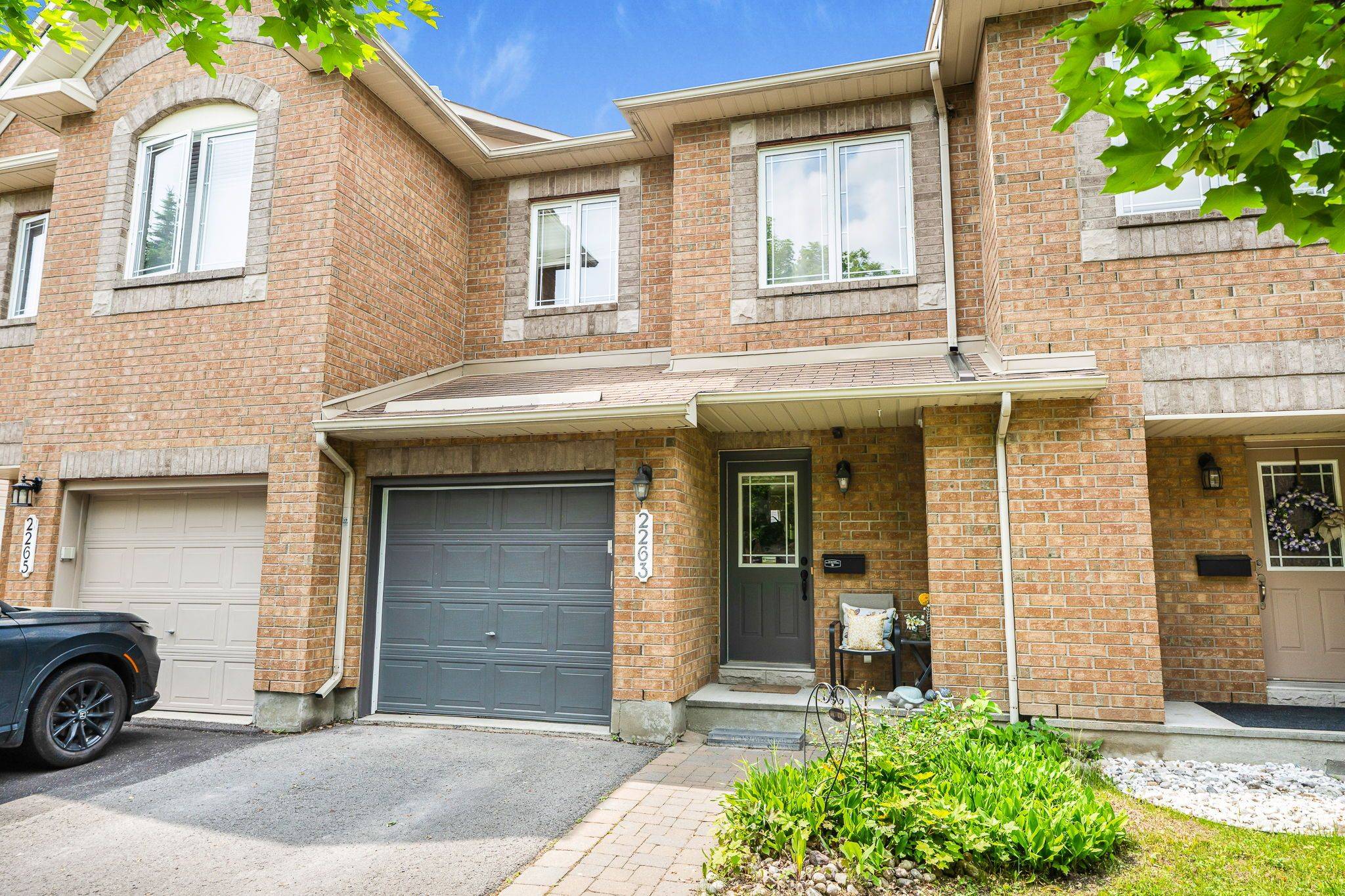 Orleans - Cumberland And Area, ON K4A 4V1,2263 Silverado CRES