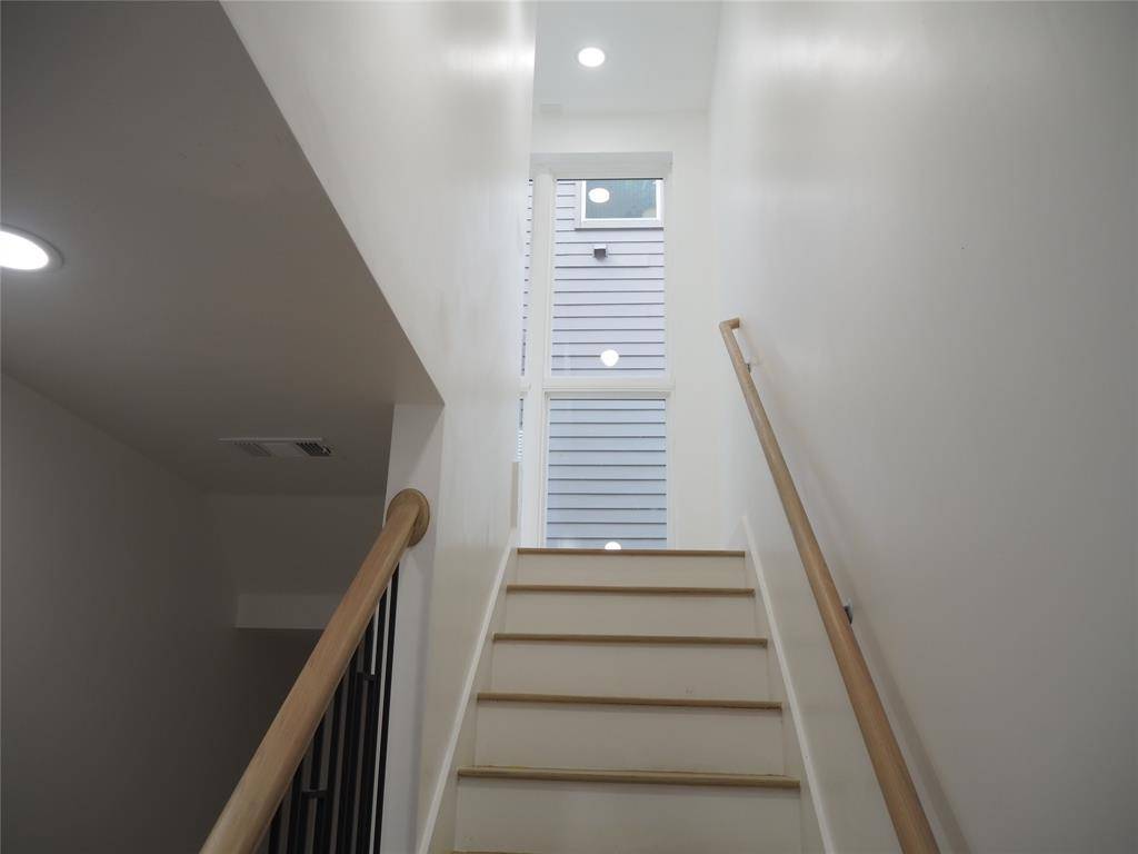 Dallas, TX 75204,2349 N Carroll Avenue