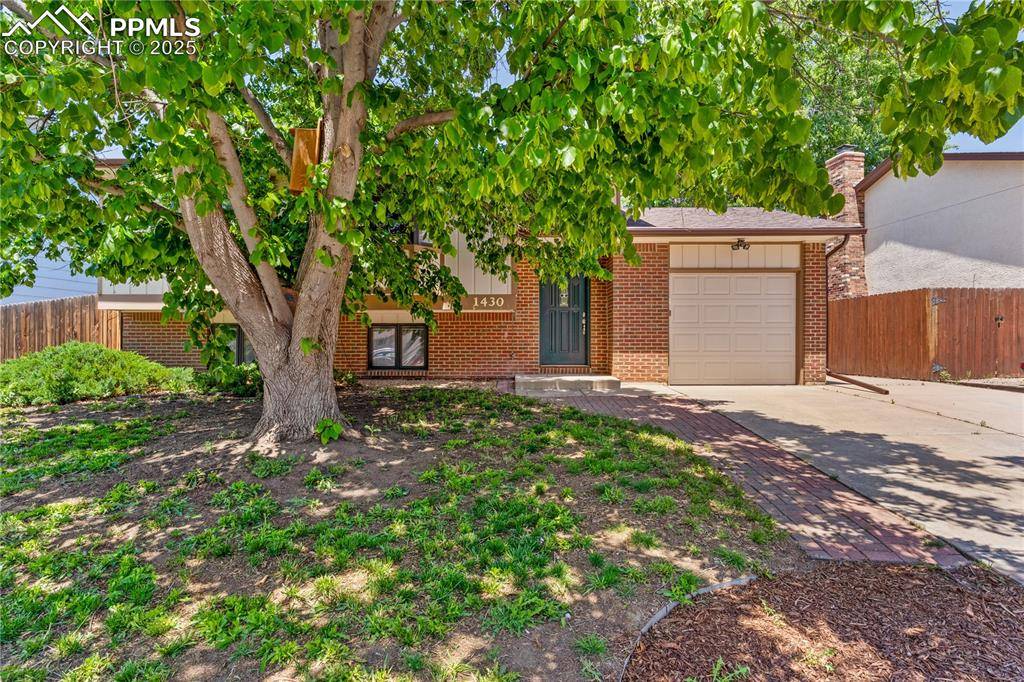 Colorado Springs, CO 80915,1430 Commanchero DR