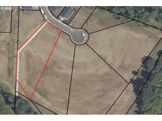 Dallas, OR 97338,481 SW OREGON FALLS DR
