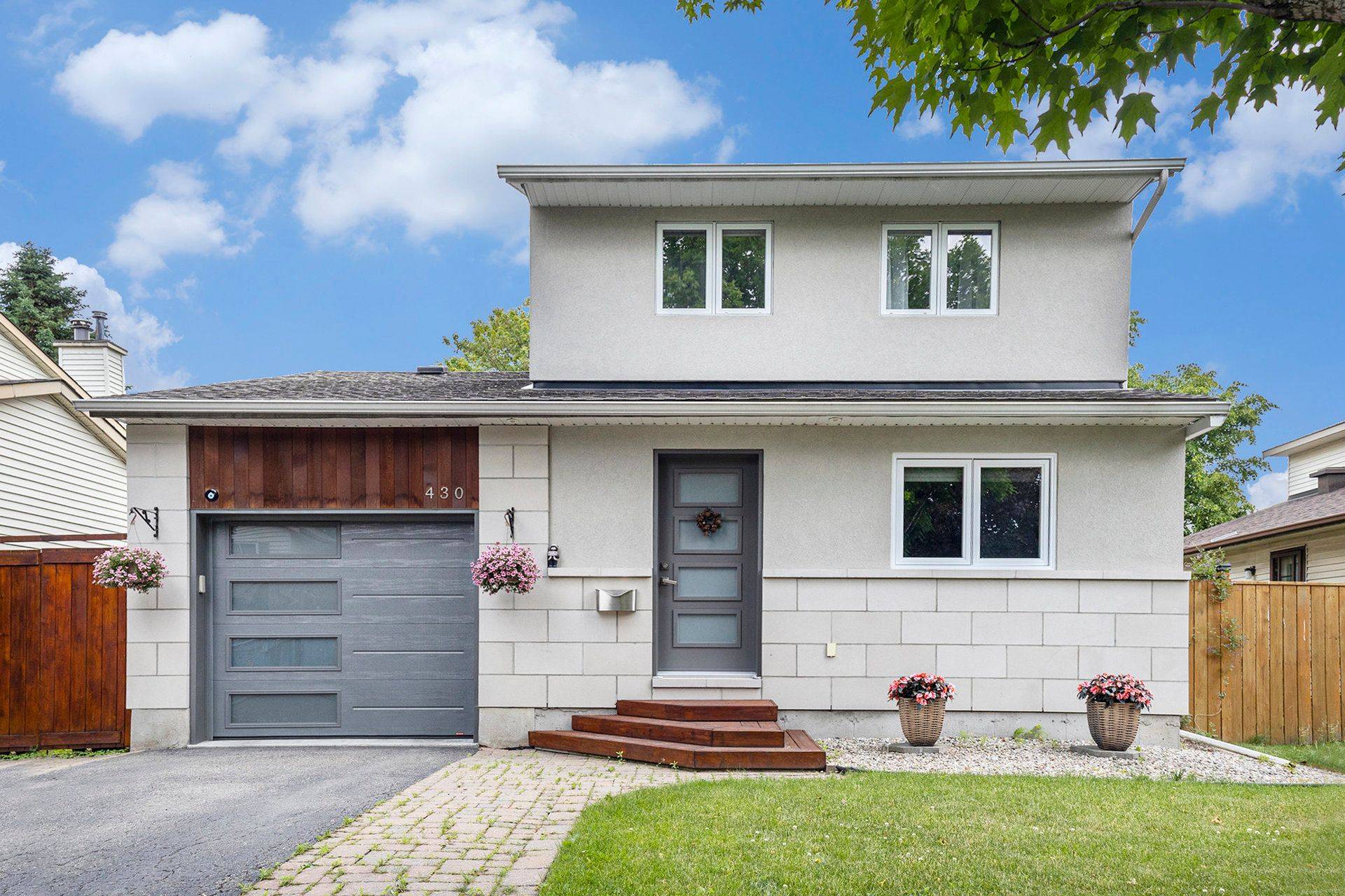 Orleans - Cumberland And Area, ON K1E 2N8,430 Duvernay DR