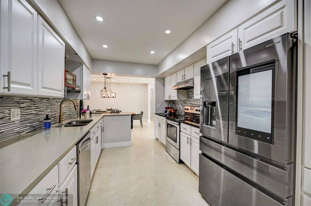 Hollywood, FL 33021,3325 Mckinley St  #3325