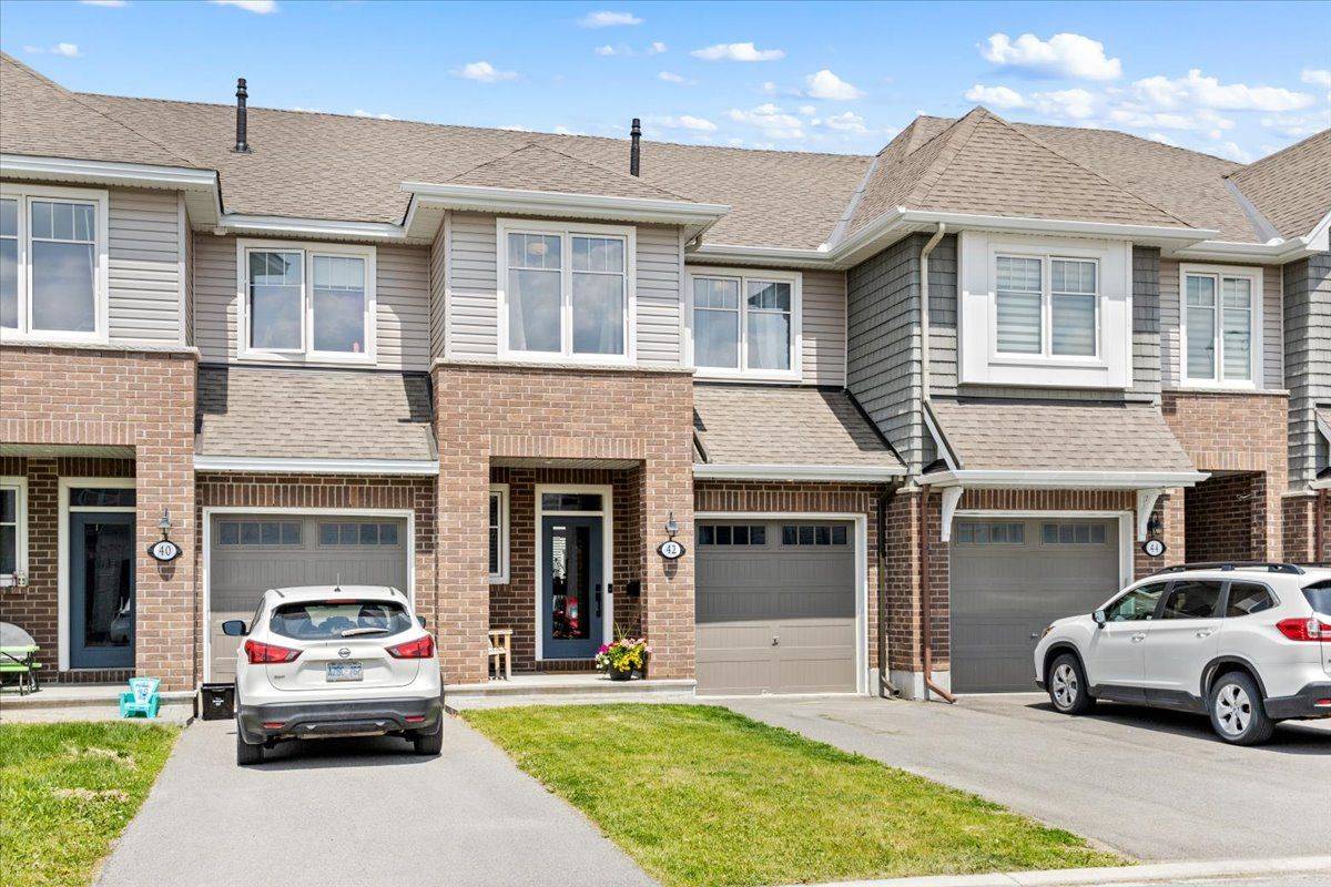 Stittsville - Munster - Richmond, ON K2S 2K3,42 Jardiniere ST