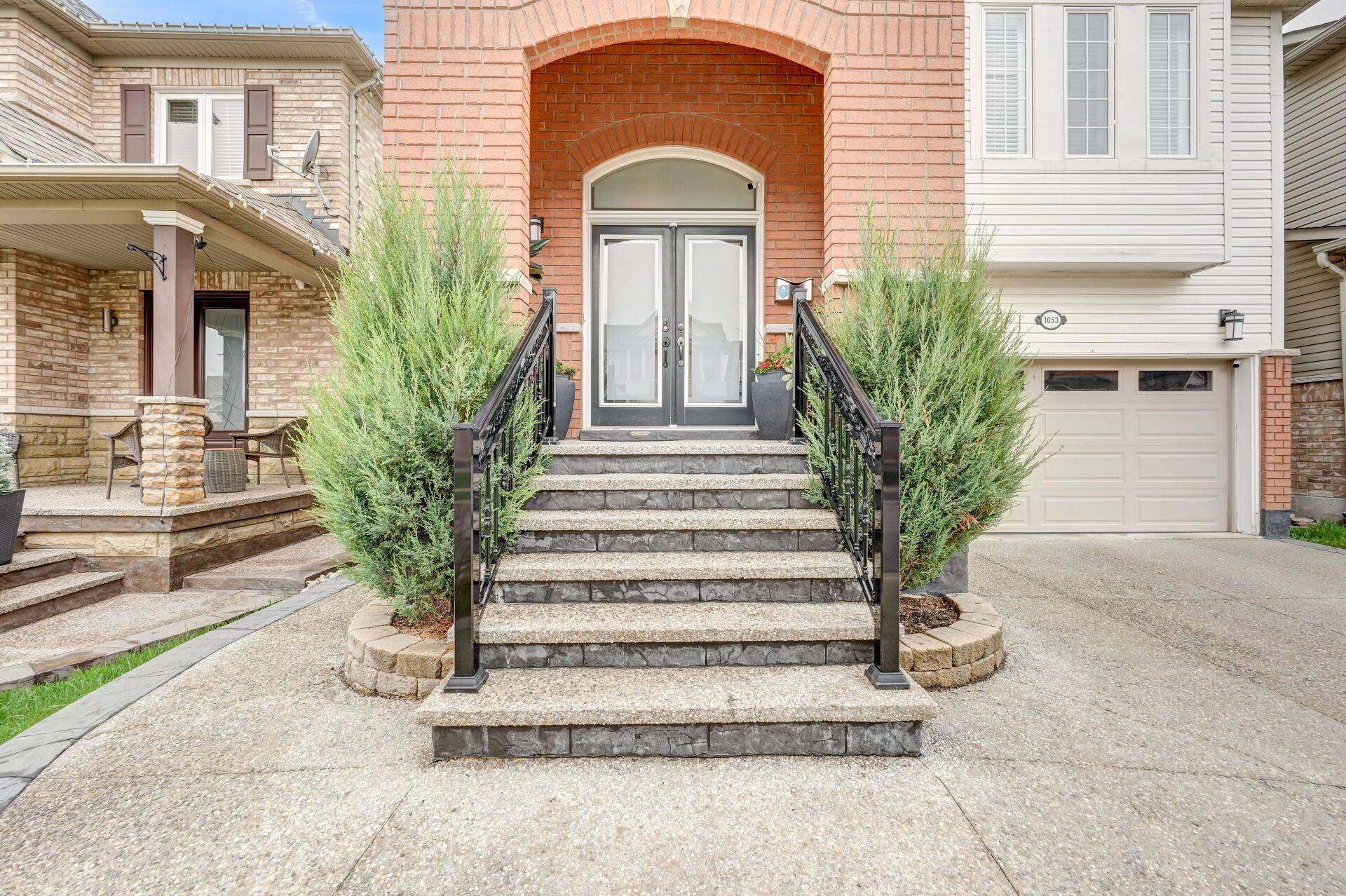 Milton, ON L9T 6T1,1053 Eager RD