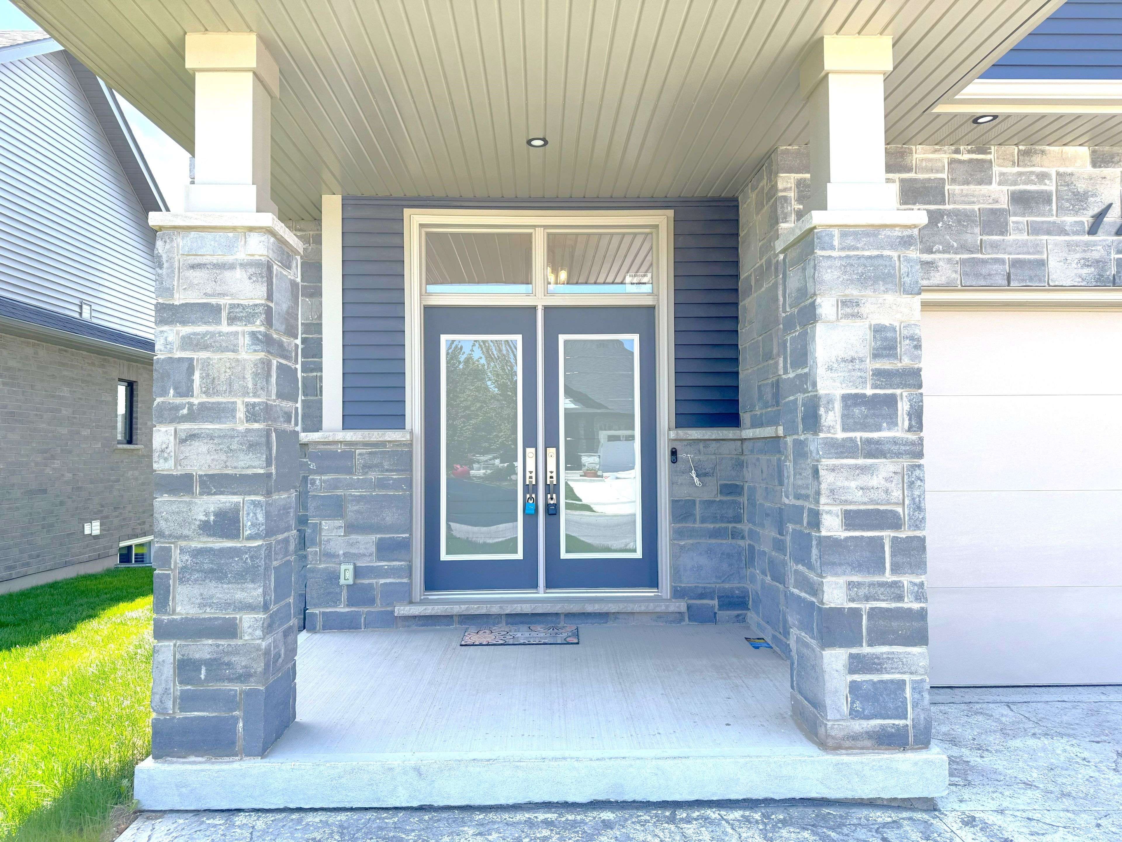 Thorold, ON L2V 0E9,11 Hopkins ST