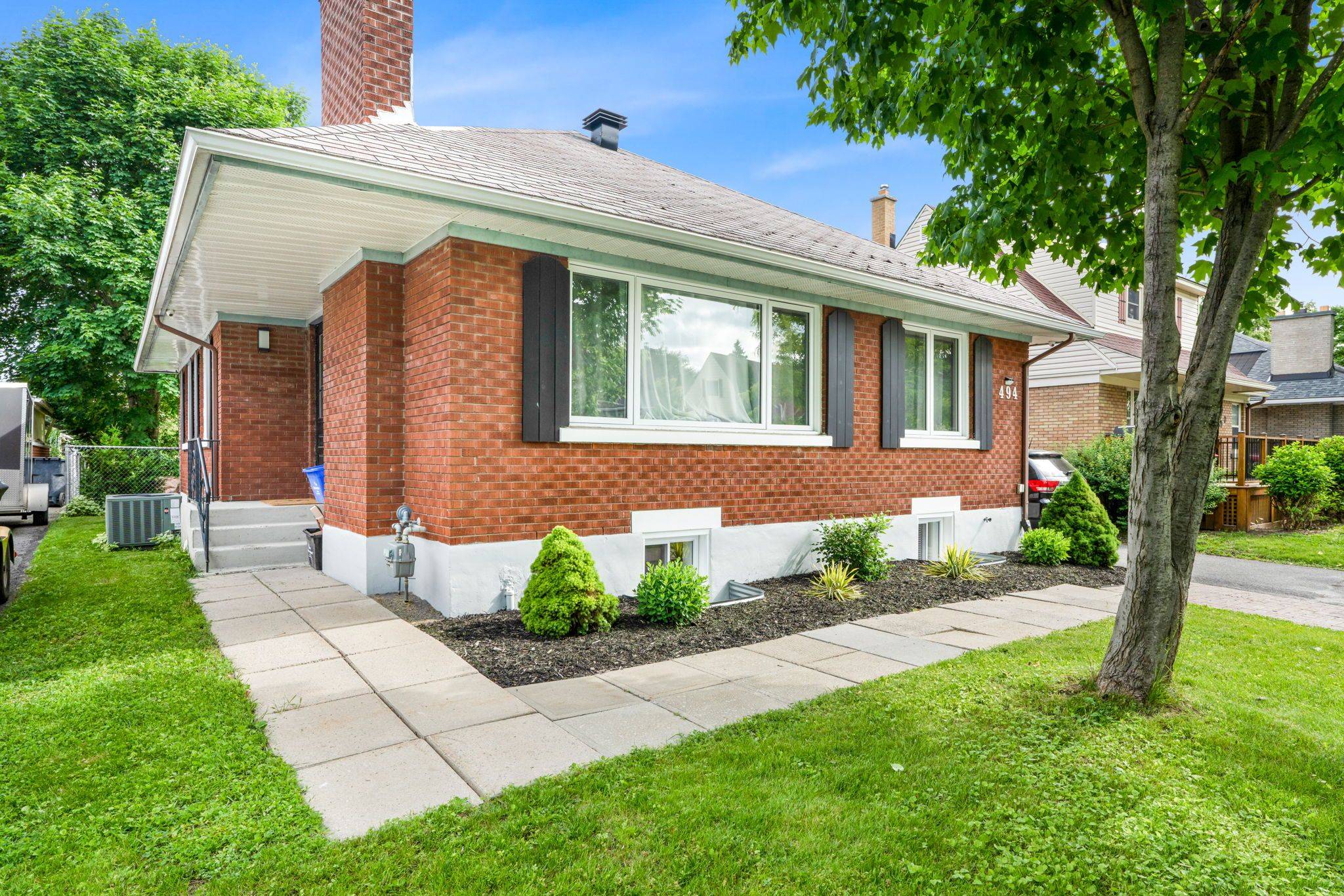 Overbrook - Castleheights And Area, ON K1K 1N5,494 Wolffdale CRES