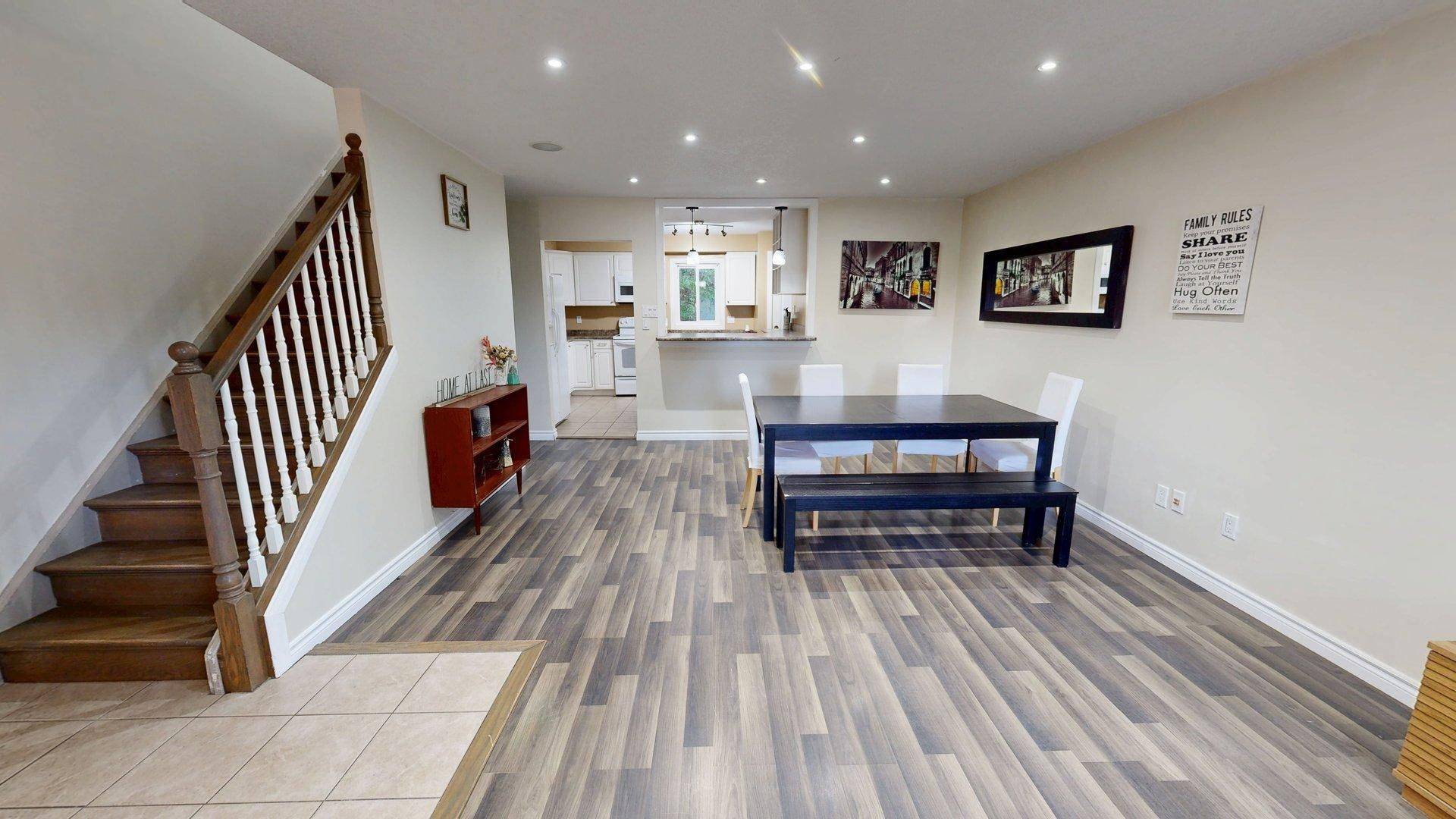 London East, ON N5Y 5H8,311 Vesta RD #5