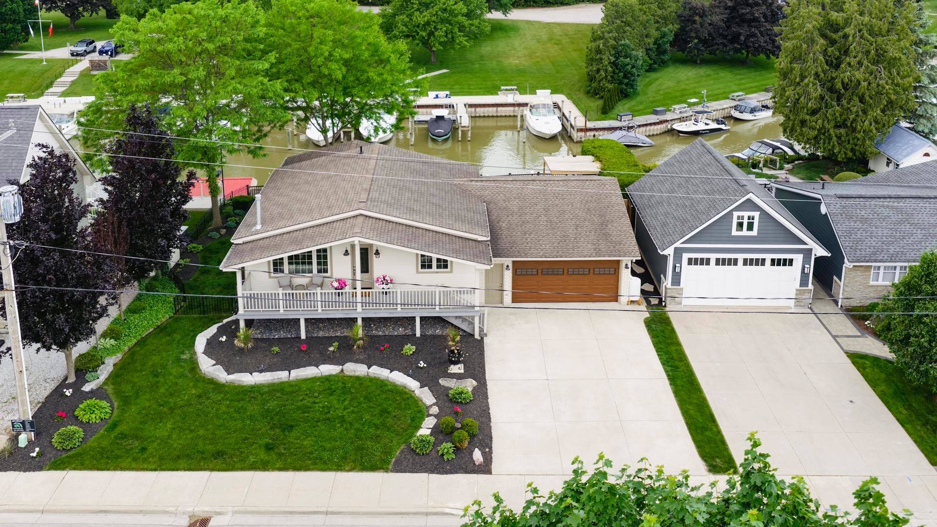Lambton Shores, ON N0M 1T0,49 Gill RD
