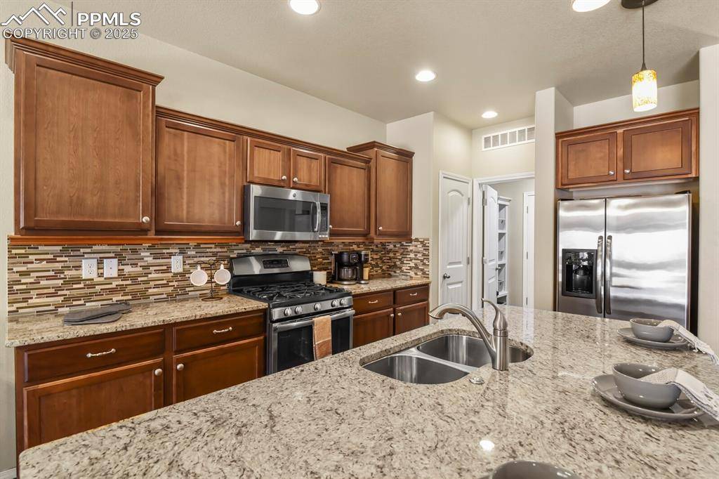 Colorado Springs, CO 80920,8461 Glen Carriage GRV
