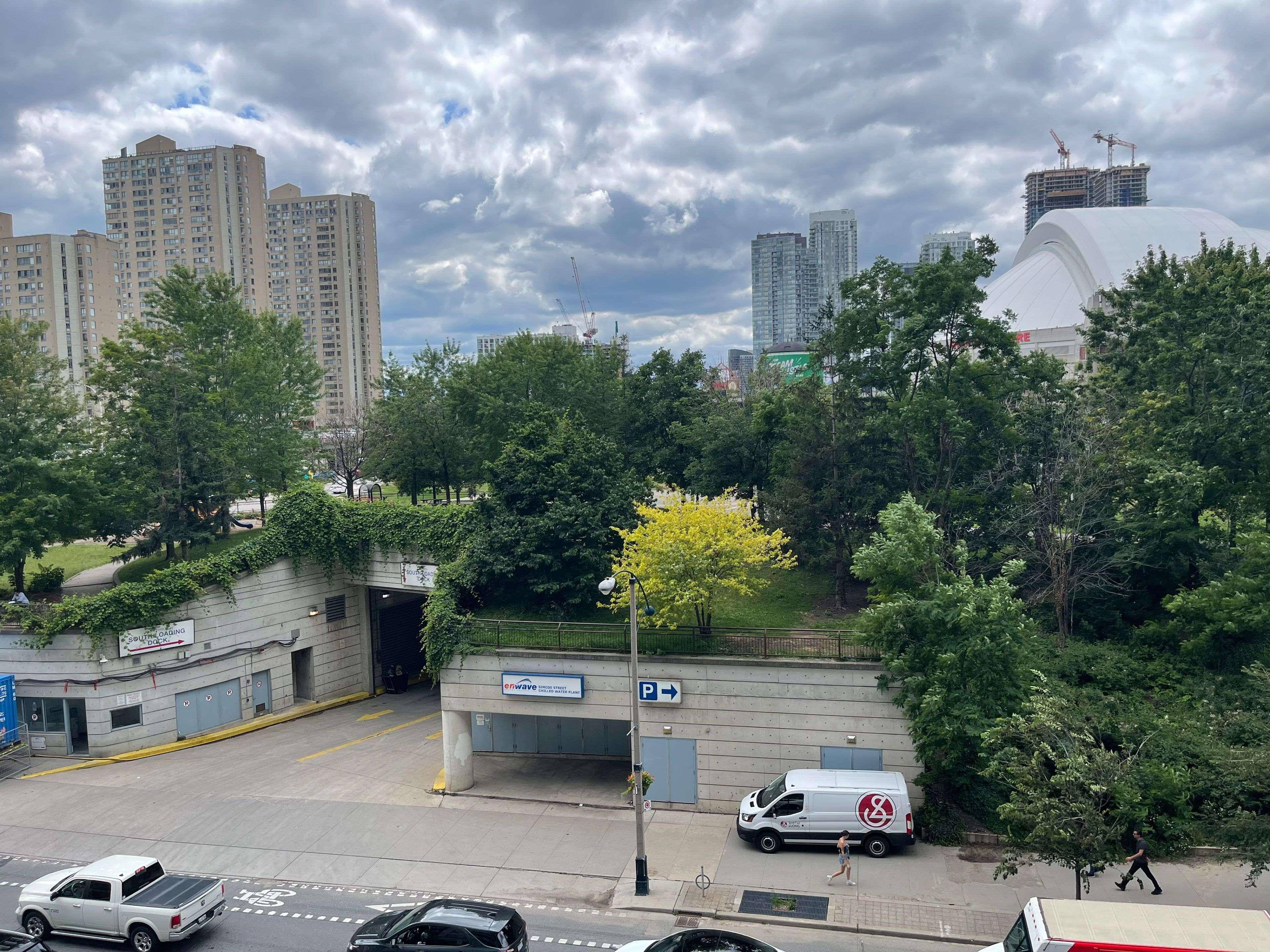 Toronto C01, ON M5J 3A1,25 Lower Simcoe ST #516
