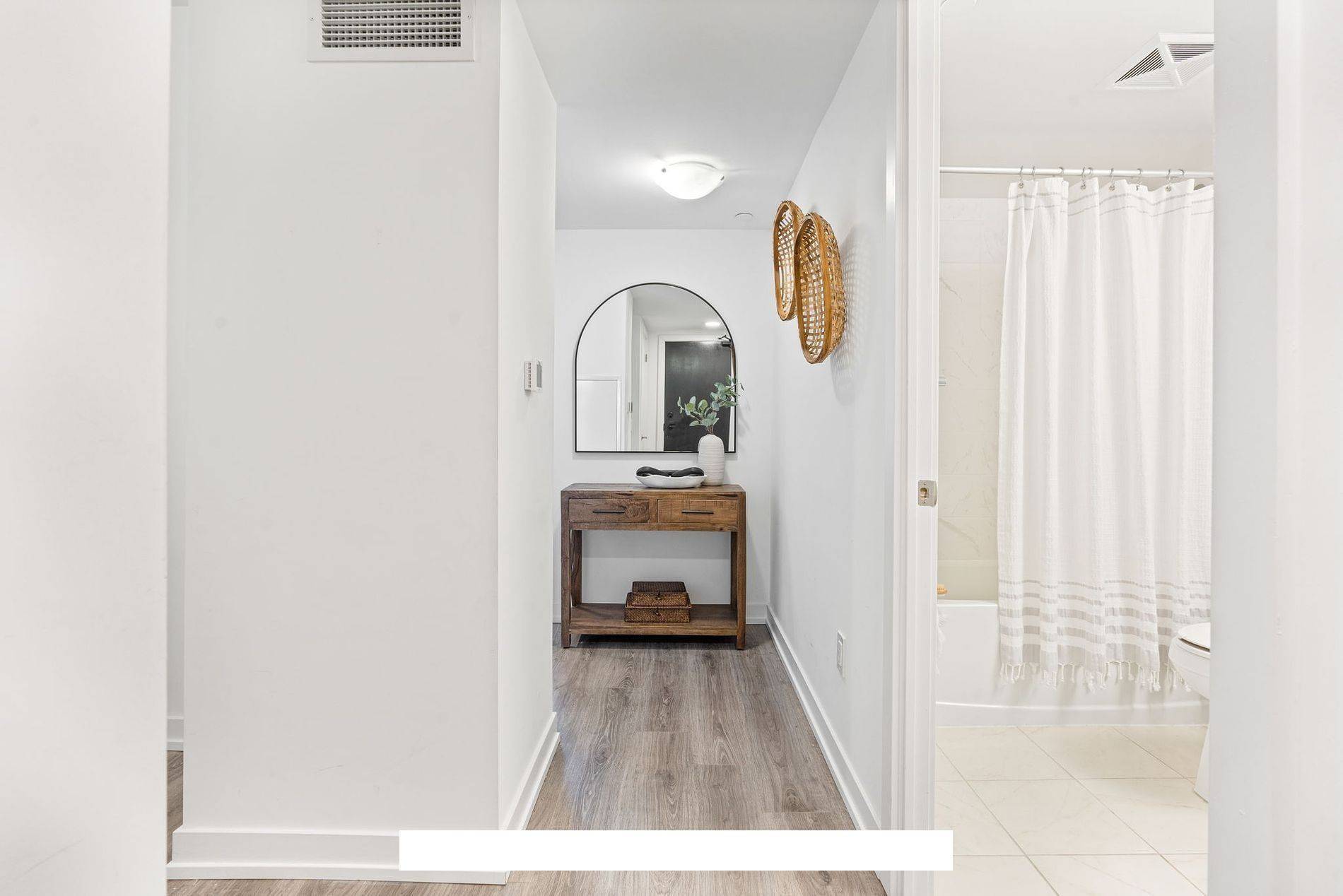 Pickering, ON L1W 0C2,1480 Bayly ST #209