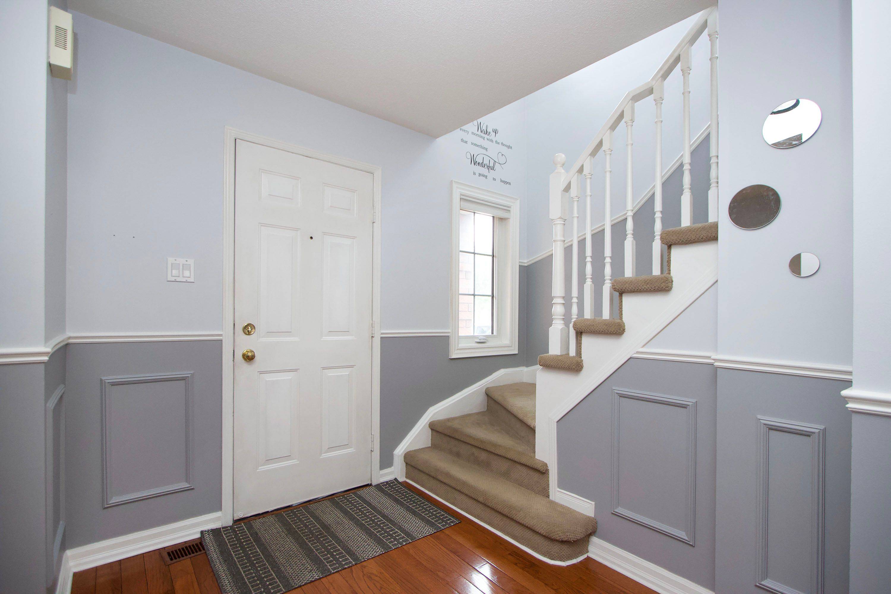 Oshawa, ON L1J 8N1,1198 Beaver Valley CRES