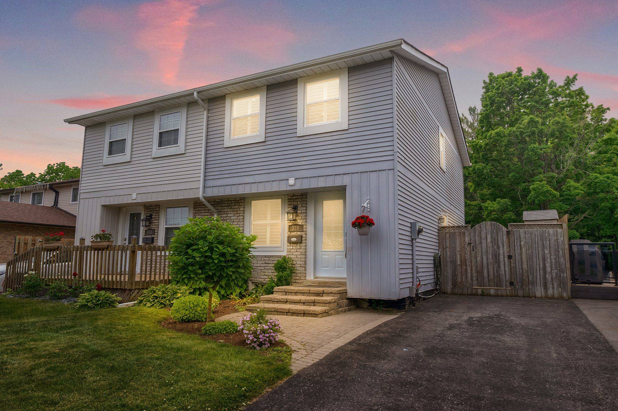 Oshawa, ON L1J 6V1,320 Homestead DR