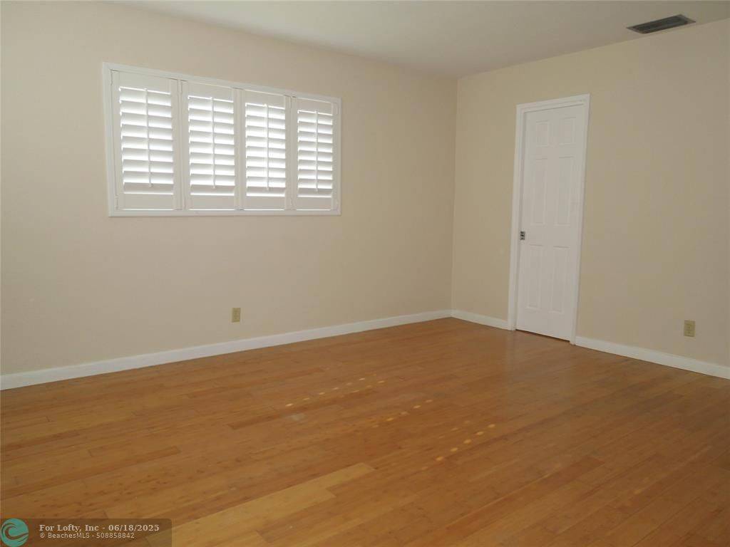 Oakland Park, FL 33308,3697 NE 19th Ave