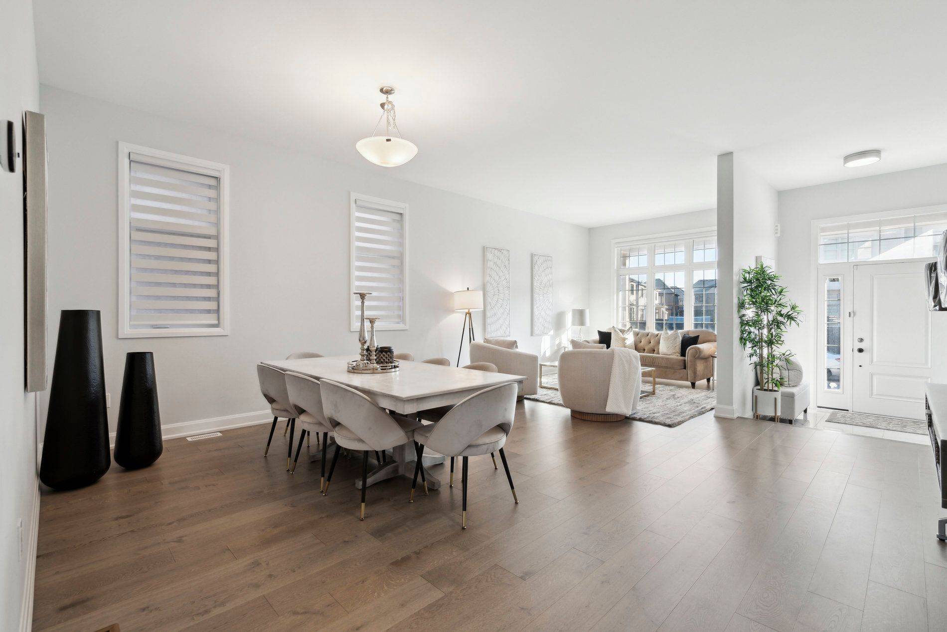 Oakville, ON L6H 3W8,1428 Ford Strathy CRES