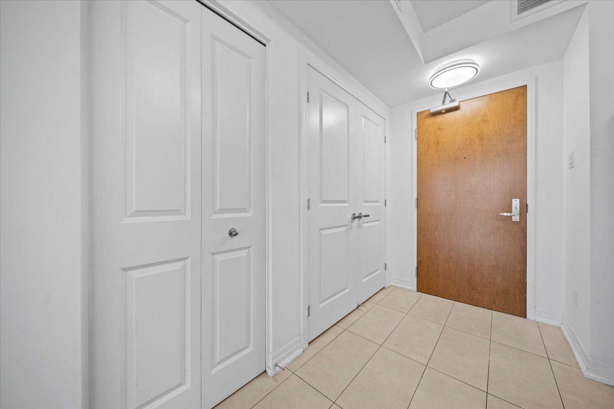 Lower Town - Sandy Hill, ON K1N 1B6,195 Besserer ST #1103