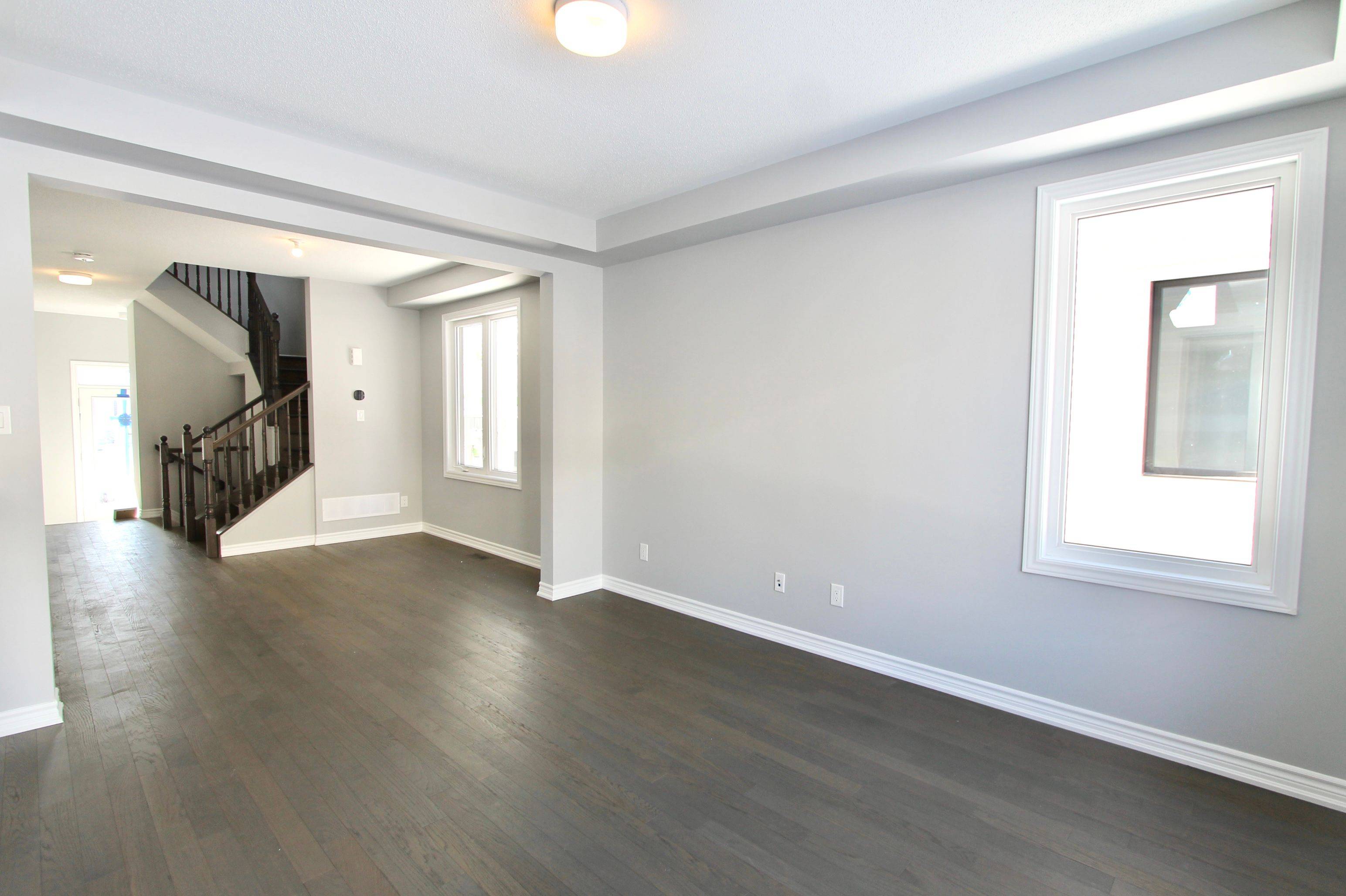 Barrhaven, ON K2J 6T5,506 Flagstaff DR