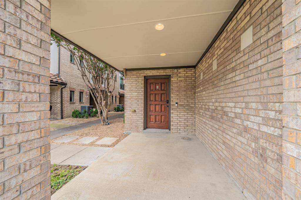 Dallas, TX 75240,13900 Noel Road #13